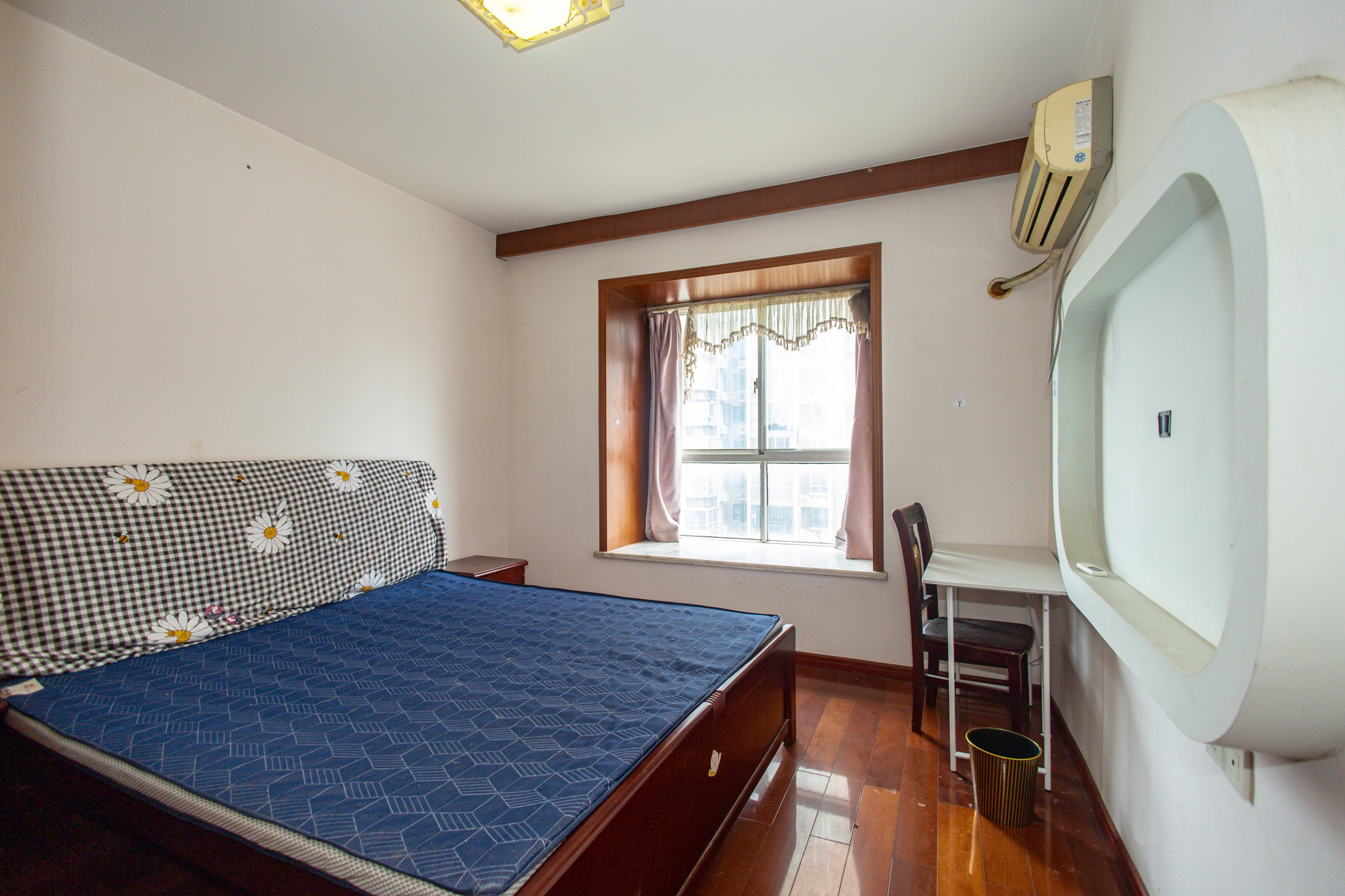 紫晶城 3室2厅1卫 65.8万 紫晶城 3室2厅1卫 65.8万卧室