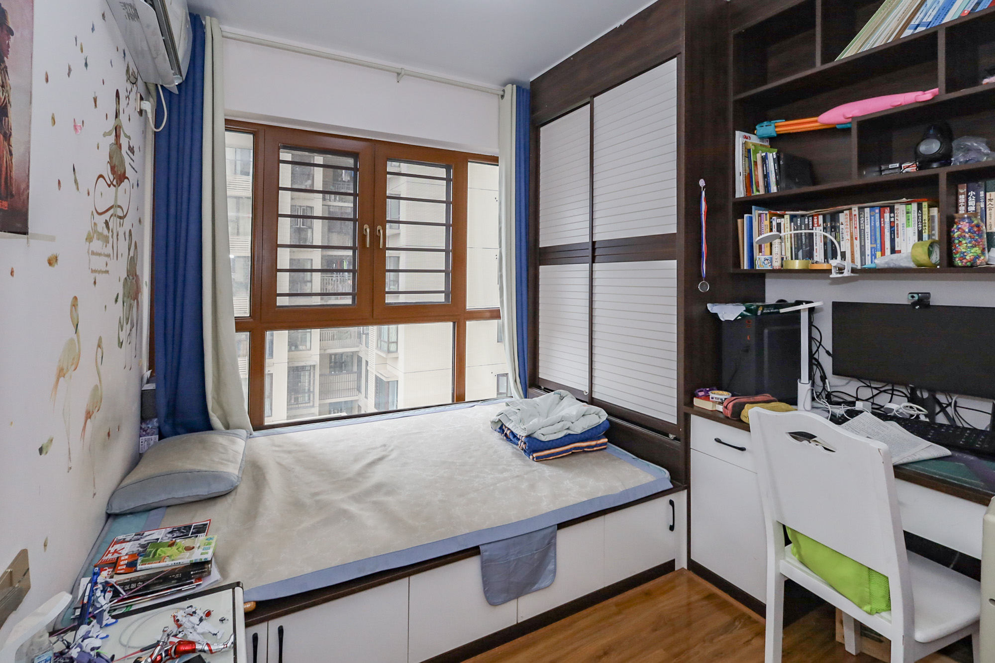 芙蓉别墅山庄（嘉湘华庭）  3室2厅1卫    135.0万卧室