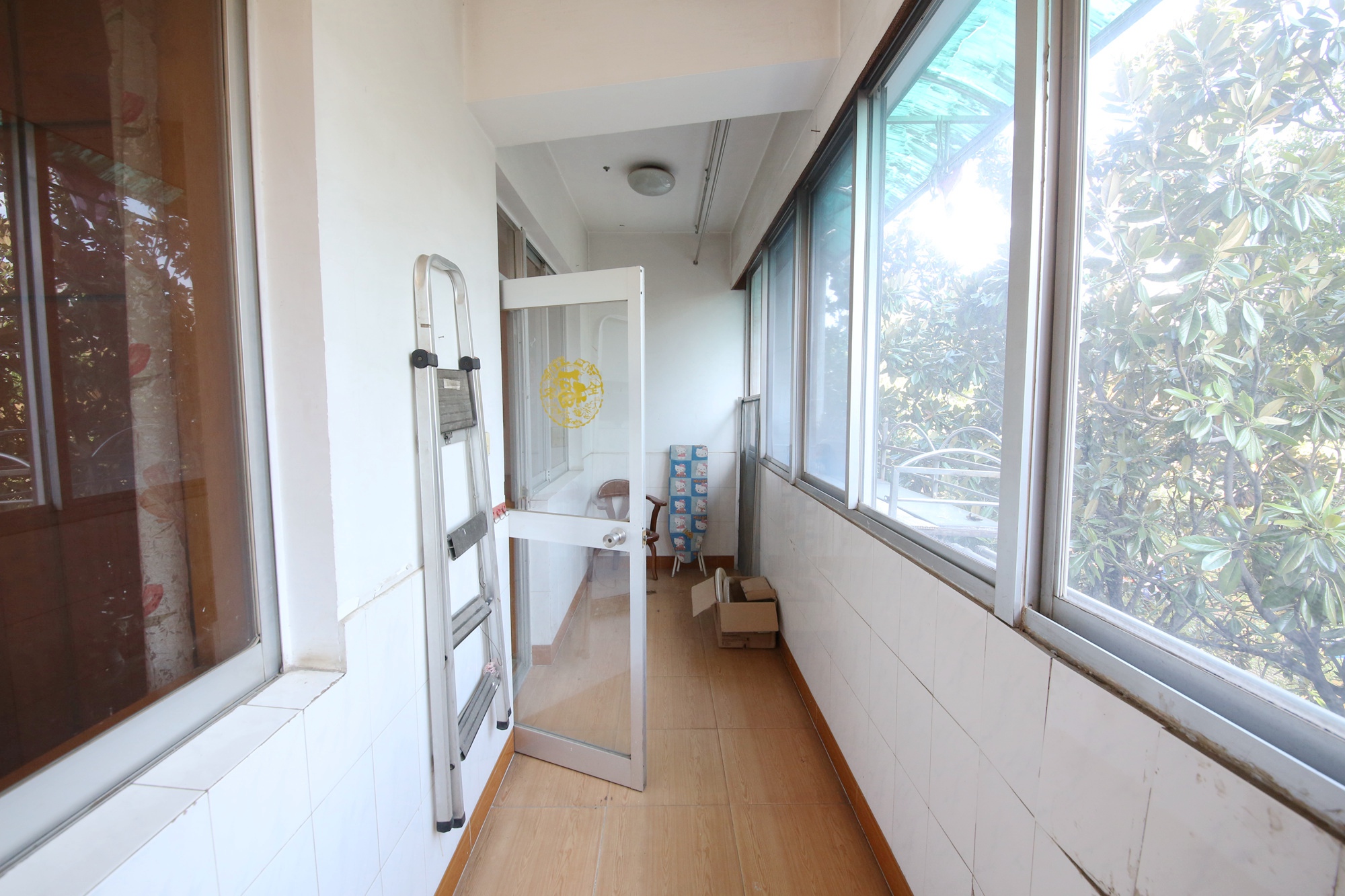 安全厅宿舍阳光小区（湘湖渔场阳光小区)  3室2厅1卫   85.00万阳台