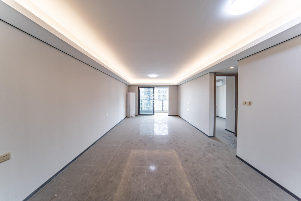 中海阅麓山二期  4室2厅2卫    165.0万