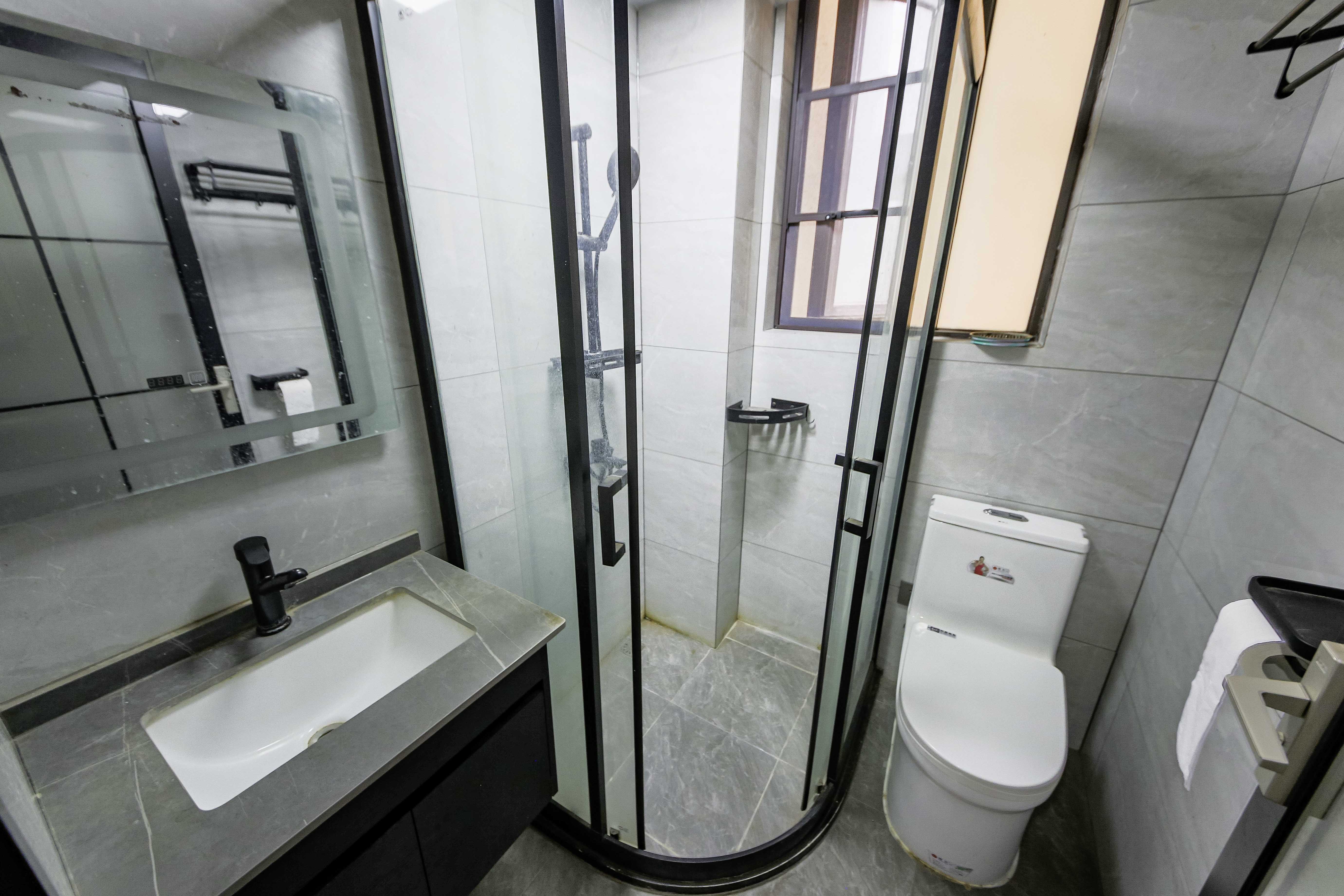 嘉福长安郡(融信澜悦、嘉福好美家园) 3室2厅2卫 115.0万 嘉福长安郡(融信澜悦、嘉福好美家园) 3室2厅2卫 115.0万卫生间