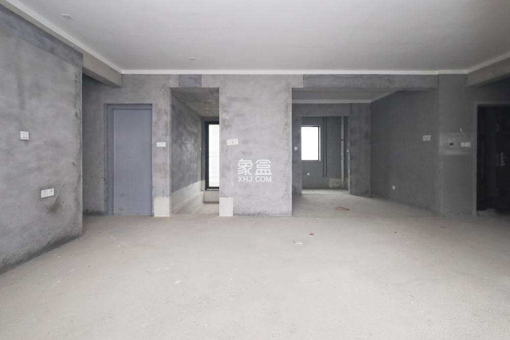 恒基旭辉湖山赋  4室2厅2卫    83.0万