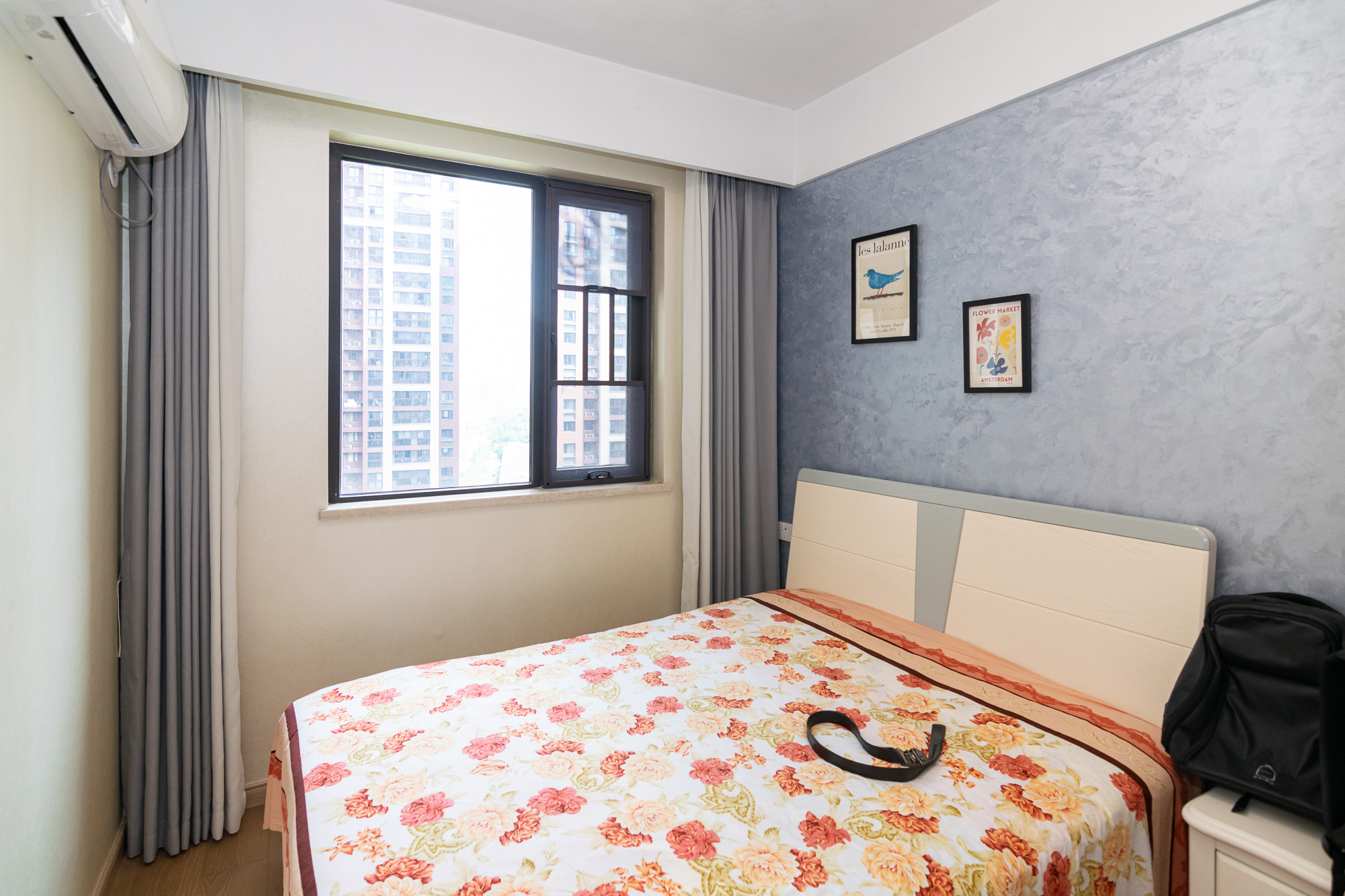 新城国际花都 3室2厅2卫 95.0万 新城国际花都 3室2厅2卫 95.0万卧室