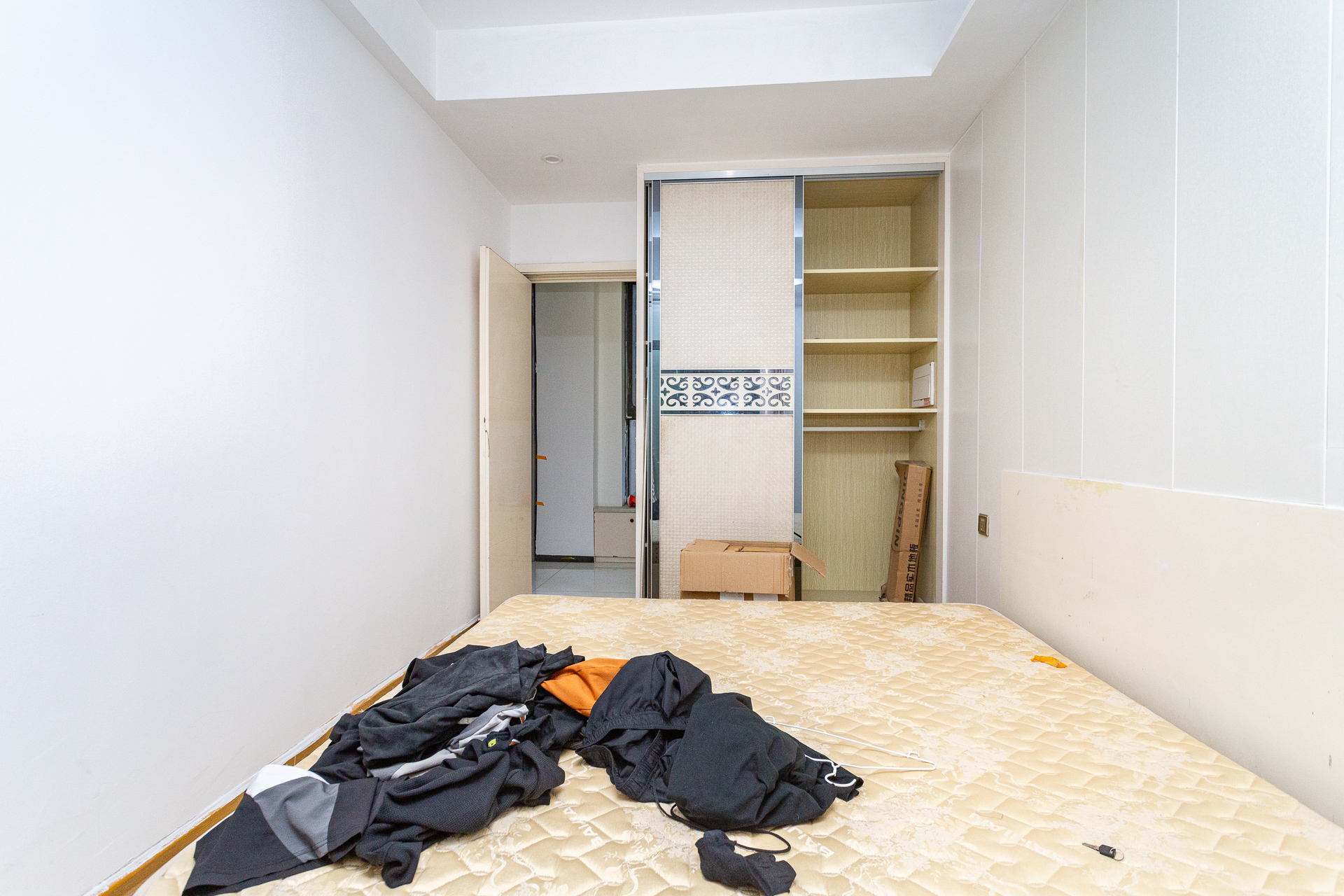 盛腾学林西岸 3室2厅1卫 68.0万 盛腾学林西岸 3室2厅1卫 68.0万卧室