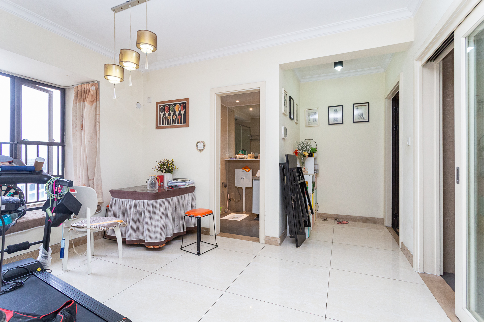 时代倾城一期 3室2厅1卫 89.0万 时代倾城一期 3室2厅1卫 89.0万客厅