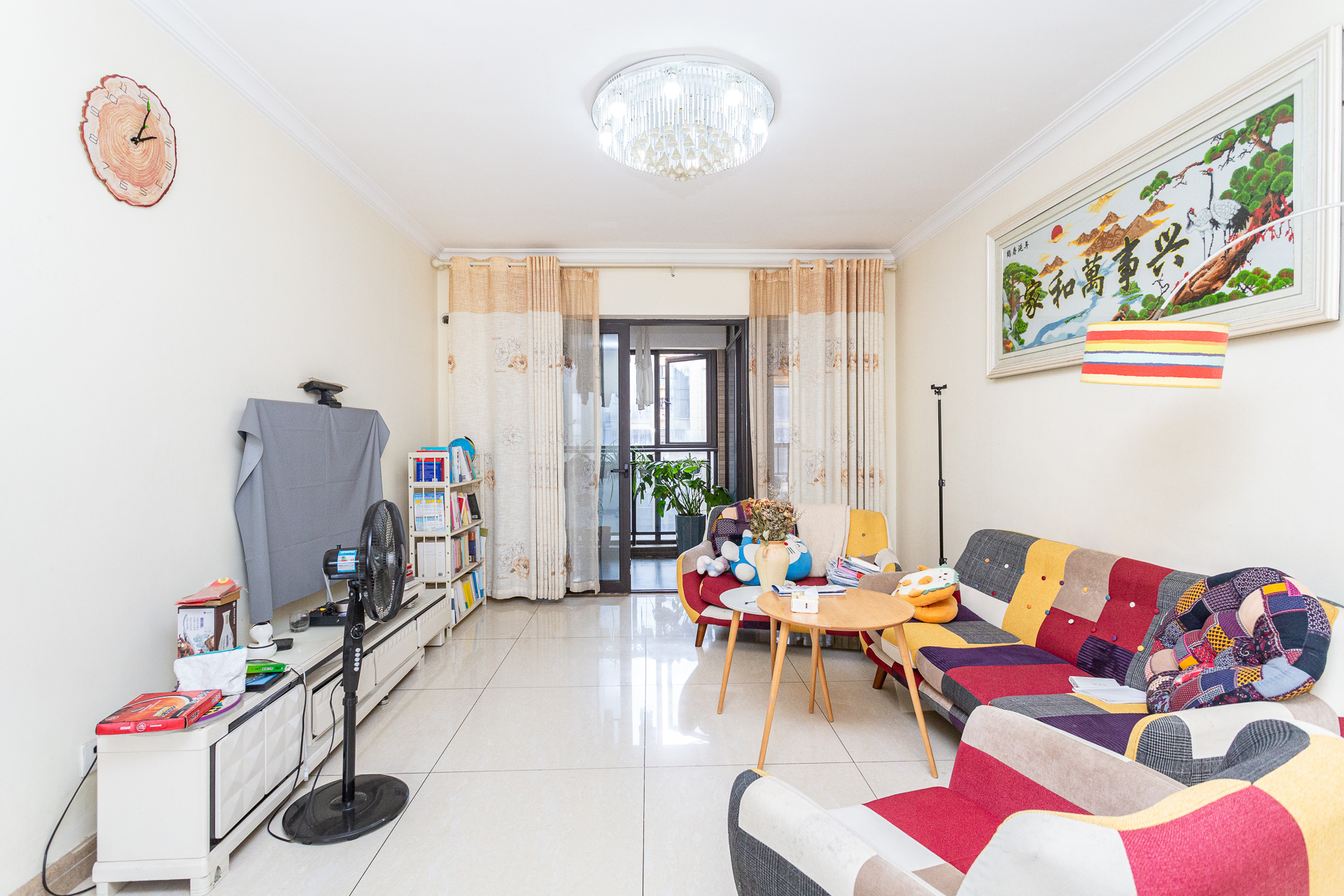 时代倾城一期 3室2厅1卫 89.0万 时代倾城一期 3室2厅1卫 89.0万客厅