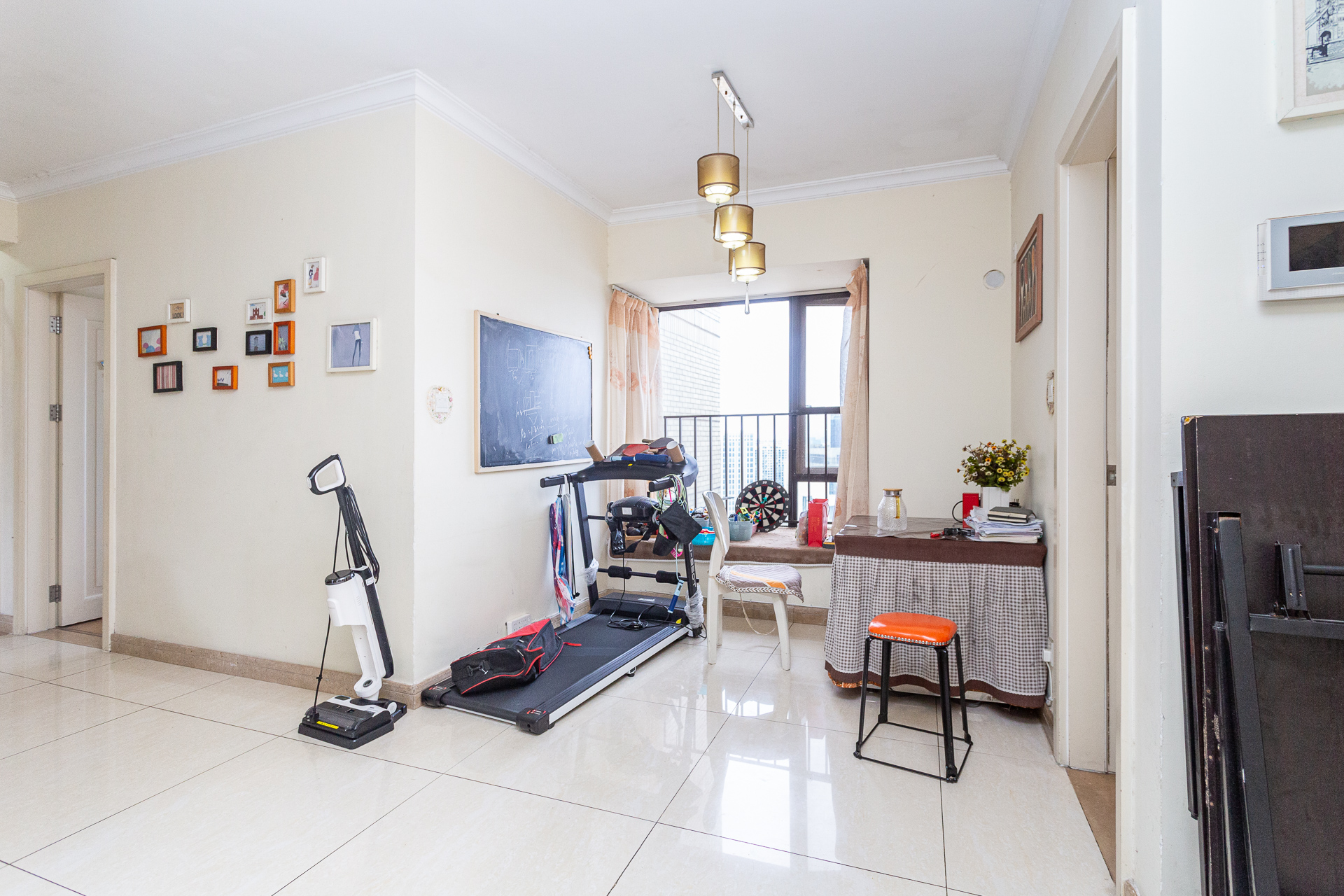 时代倾城一期 3室2厅1卫 89.0万 时代倾城一期 3室2厅1卫 89.0万客厅