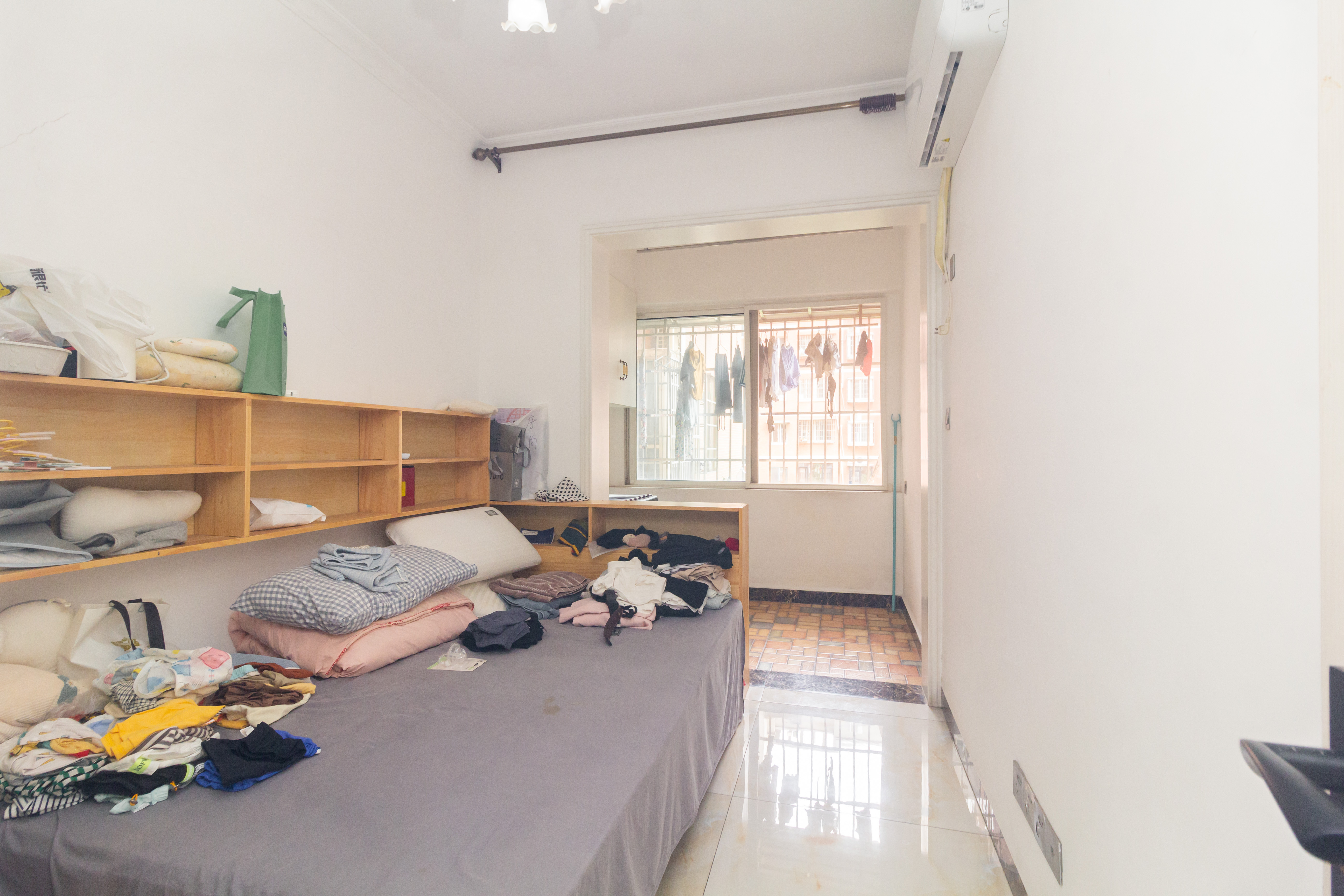 东城名苑  3室2厅2卫    83.28万卧室