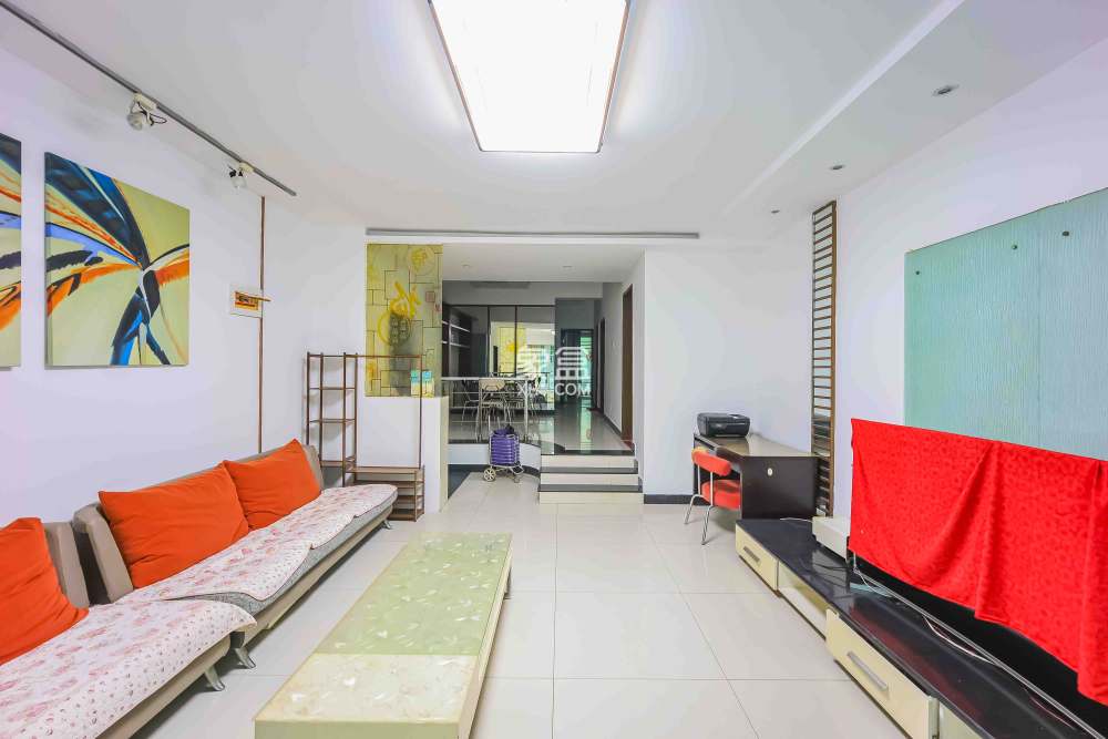 明媚星城  3室2厅2卫    128.0万