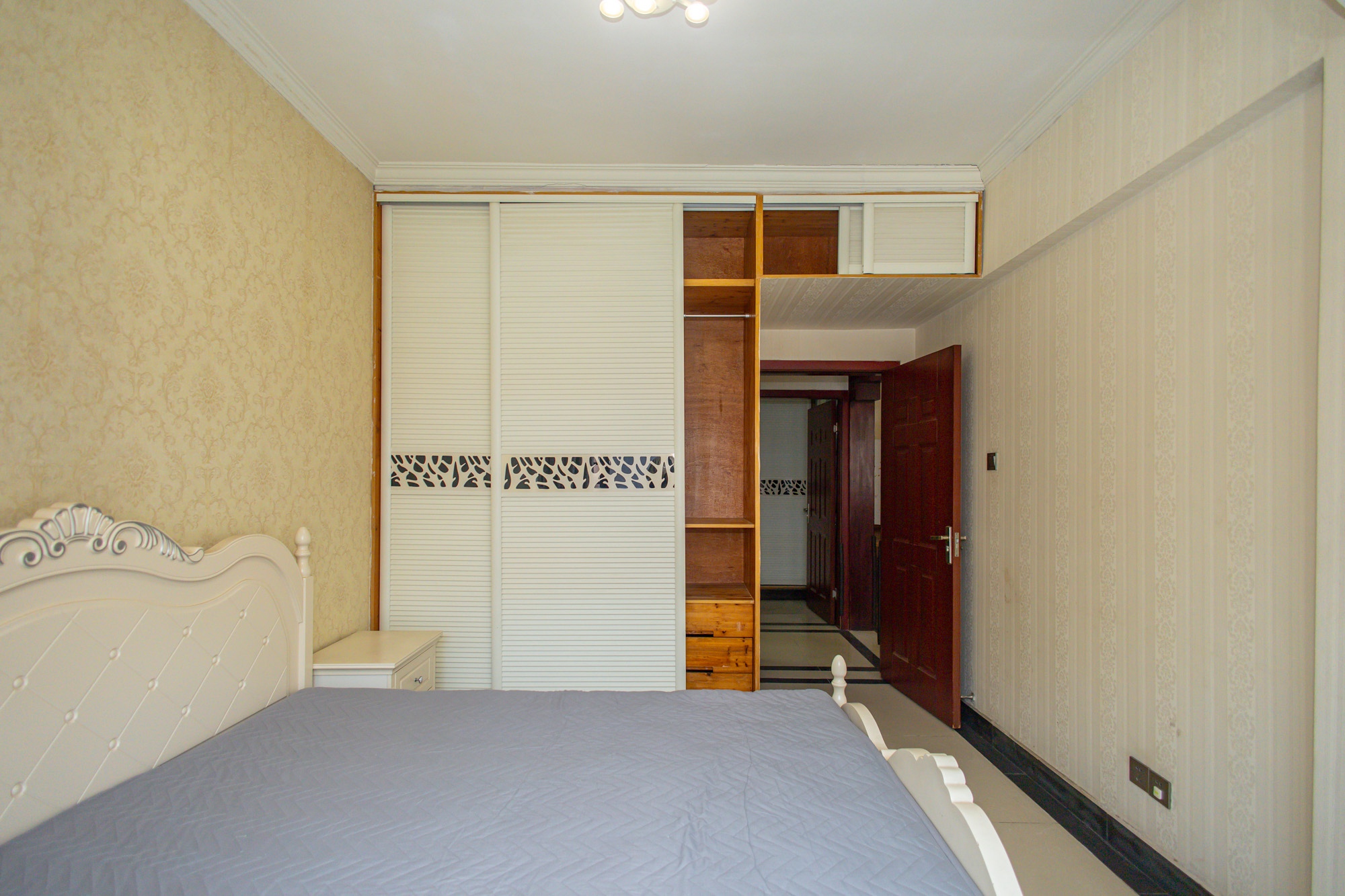 幸福里润城(幸福里二期) 2室2厅1卫 59.0万 幸福里润城(幸福里二期) 2室2厅1卫 59.0万卧室