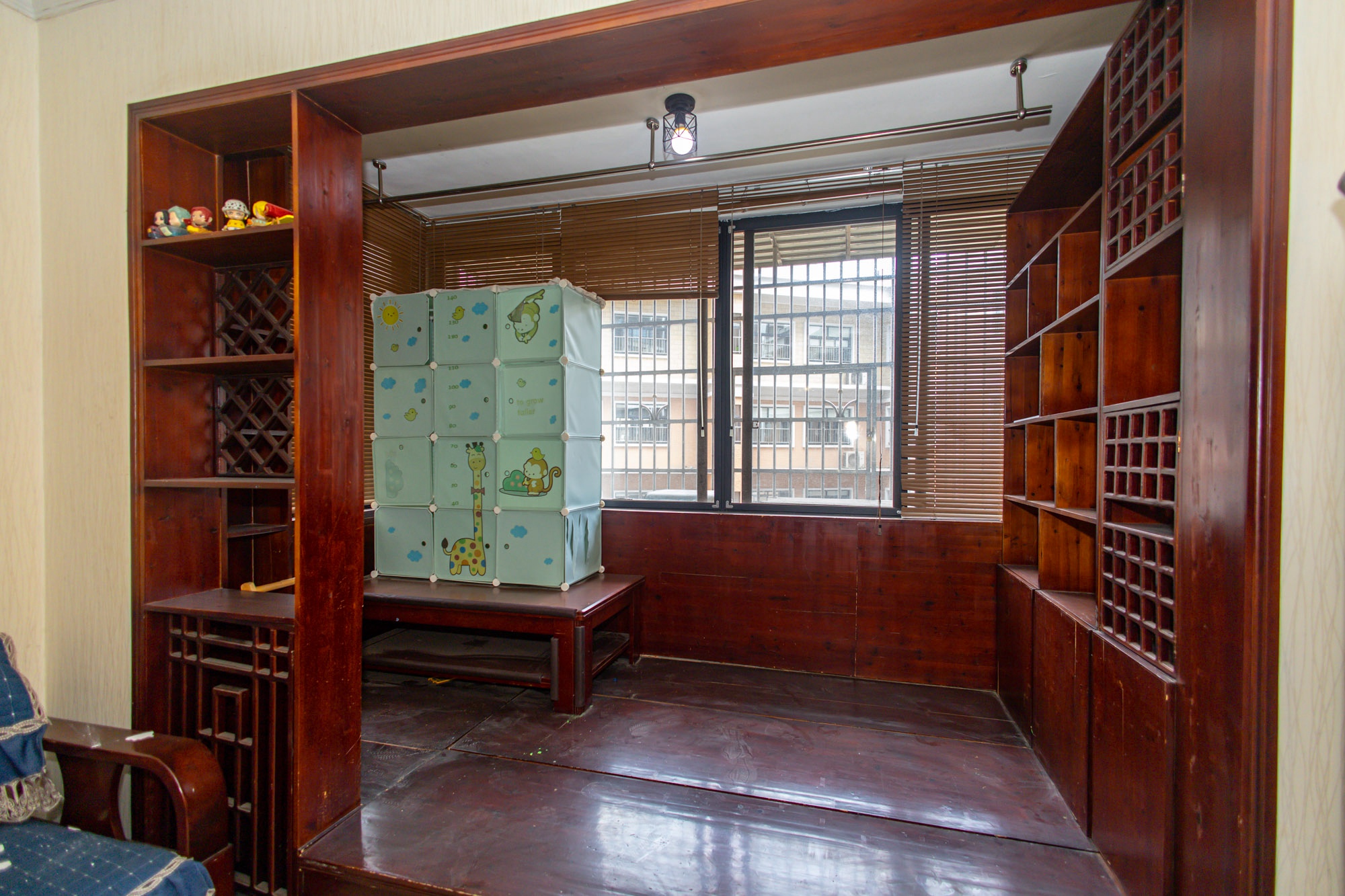 幸福里润城(幸福里二期) 2室2厅1卫 59.0万 幸福里润城(幸福里二期) 2室2厅1卫 59.0万阳台