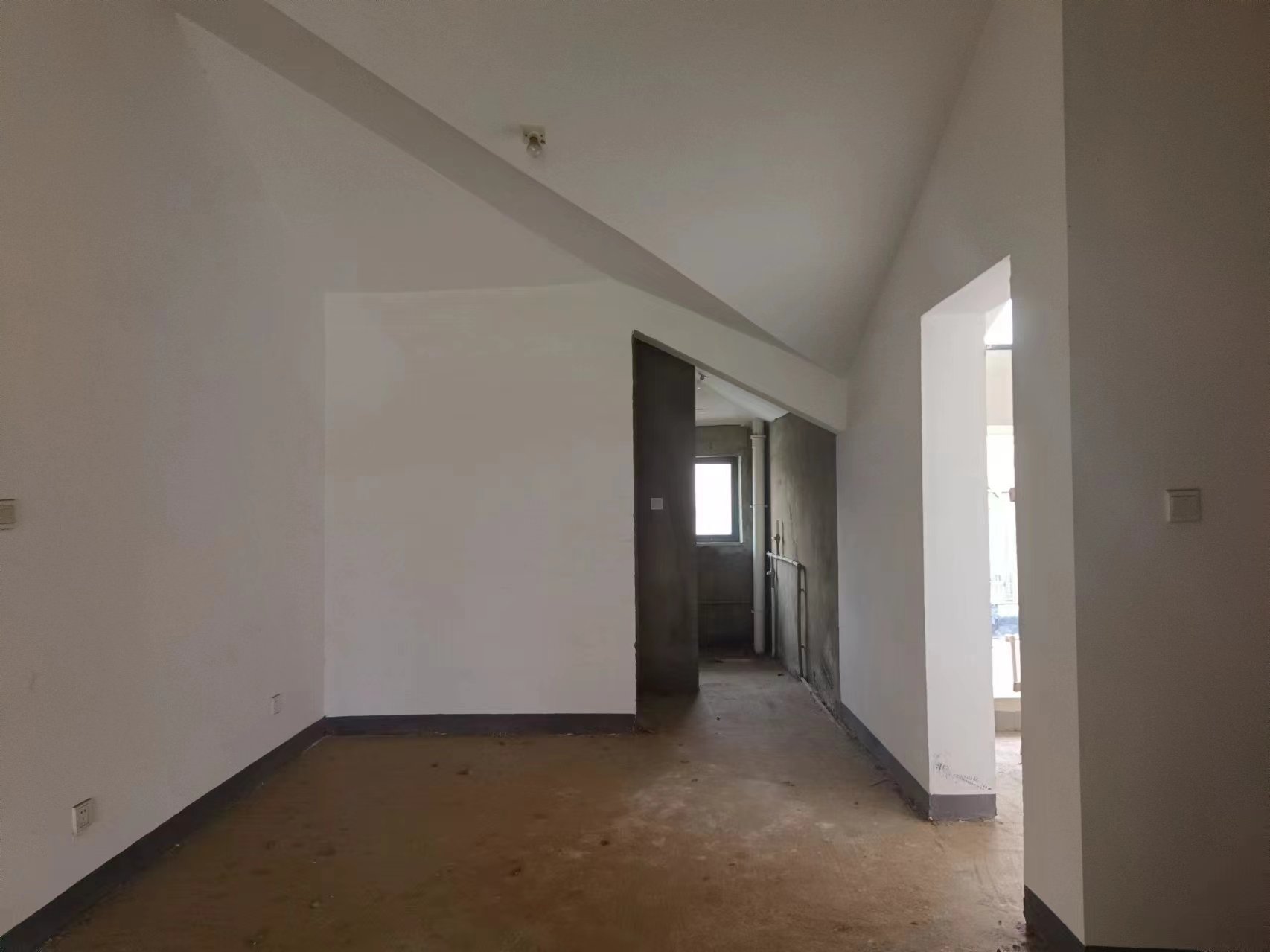 安泰小区 5室3厅2卫 55.0万 安泰小区 5室3厅2卫 55.0万室内图