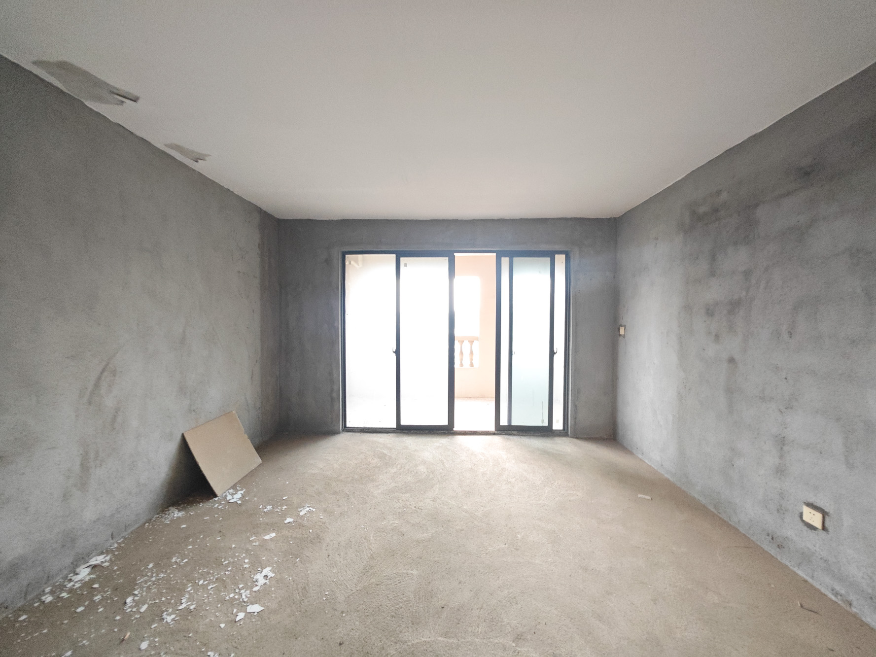湘水郡（兴旺小爱同学）  4室2厅3卫   115.00万