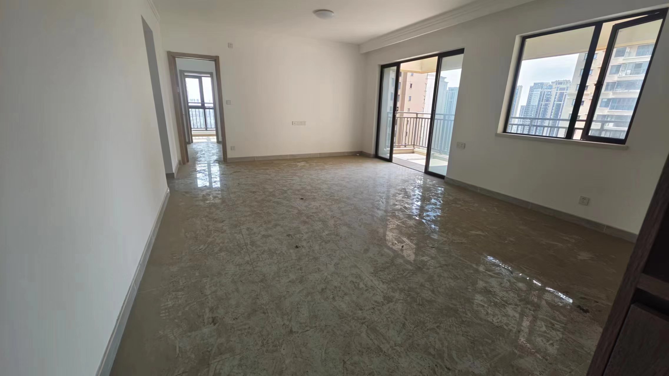 美的翰城 4室2厅2卫 120.0万 美的翰城 4室2厅2卫 120.0万室内图