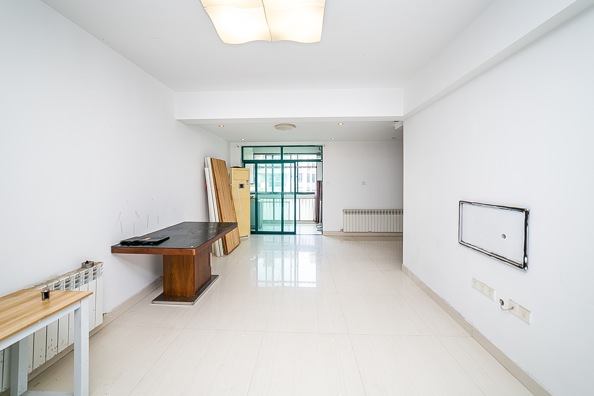 华盛家园  5室2厅2卫    102.0万 华盛家园  5室2厅2卫    102.0万客厅