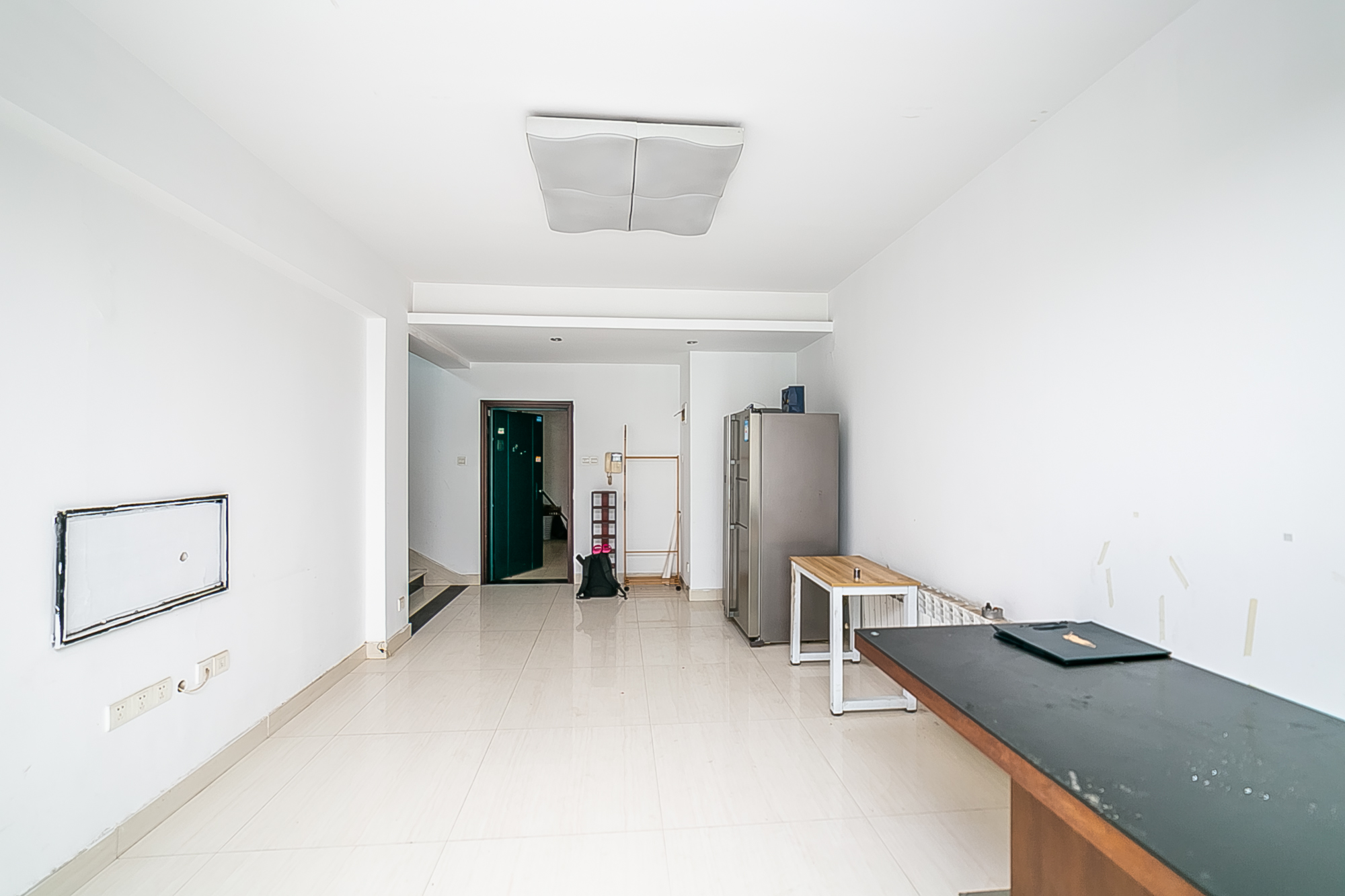 华盛家园  5室2厅2卫    102.0万 华盛家园  5室2厅2卫    102.0万客厅