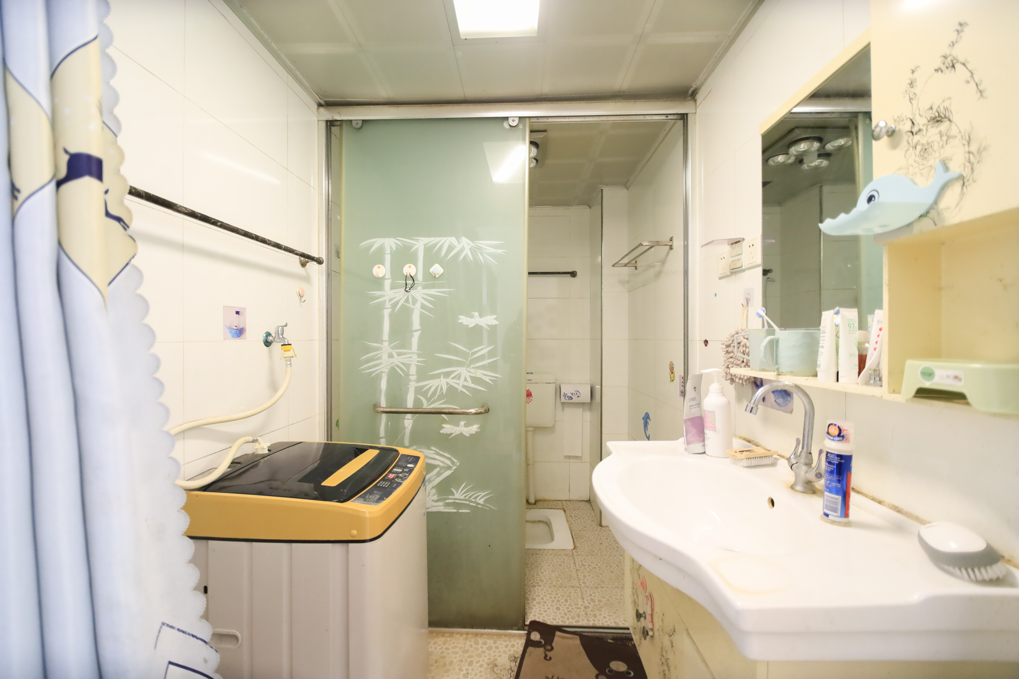 世纪桃花苑  3室2厅1卫    45.0万 世纪桃花苑  3室2厅1卫    45.0万卫生间