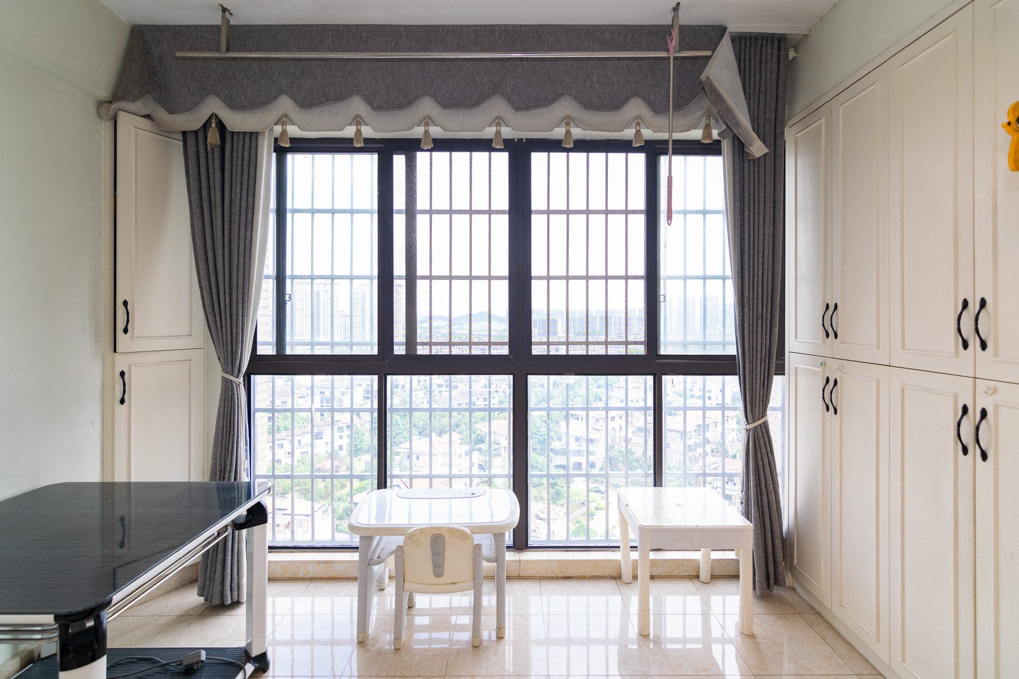 湖南报业文化城(米地亚家园) 3室2厅1卫 87.5万 湖南报业文化城(米地亚家园) 3室2厅1卫 87.5万阳台