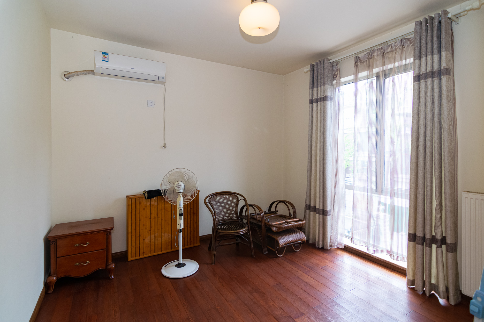 普瑞斯堡 6室2厅1卫 618.0万 普瑞斯堡 6室2厅1卫 618.0万卧室