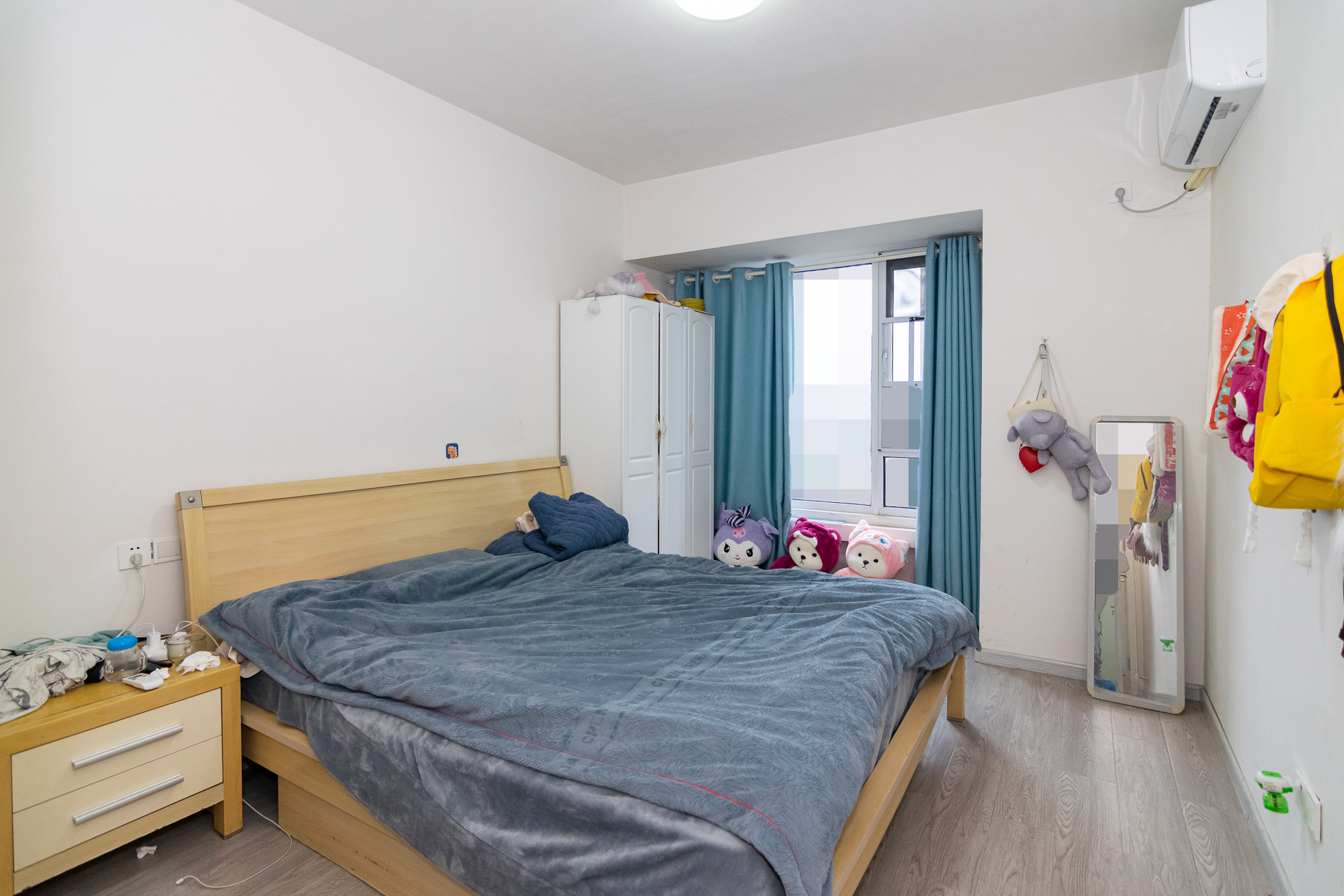 金地三千府（金地湖山樾、金地自在城）  3室2厅2卫    75.0万卧室