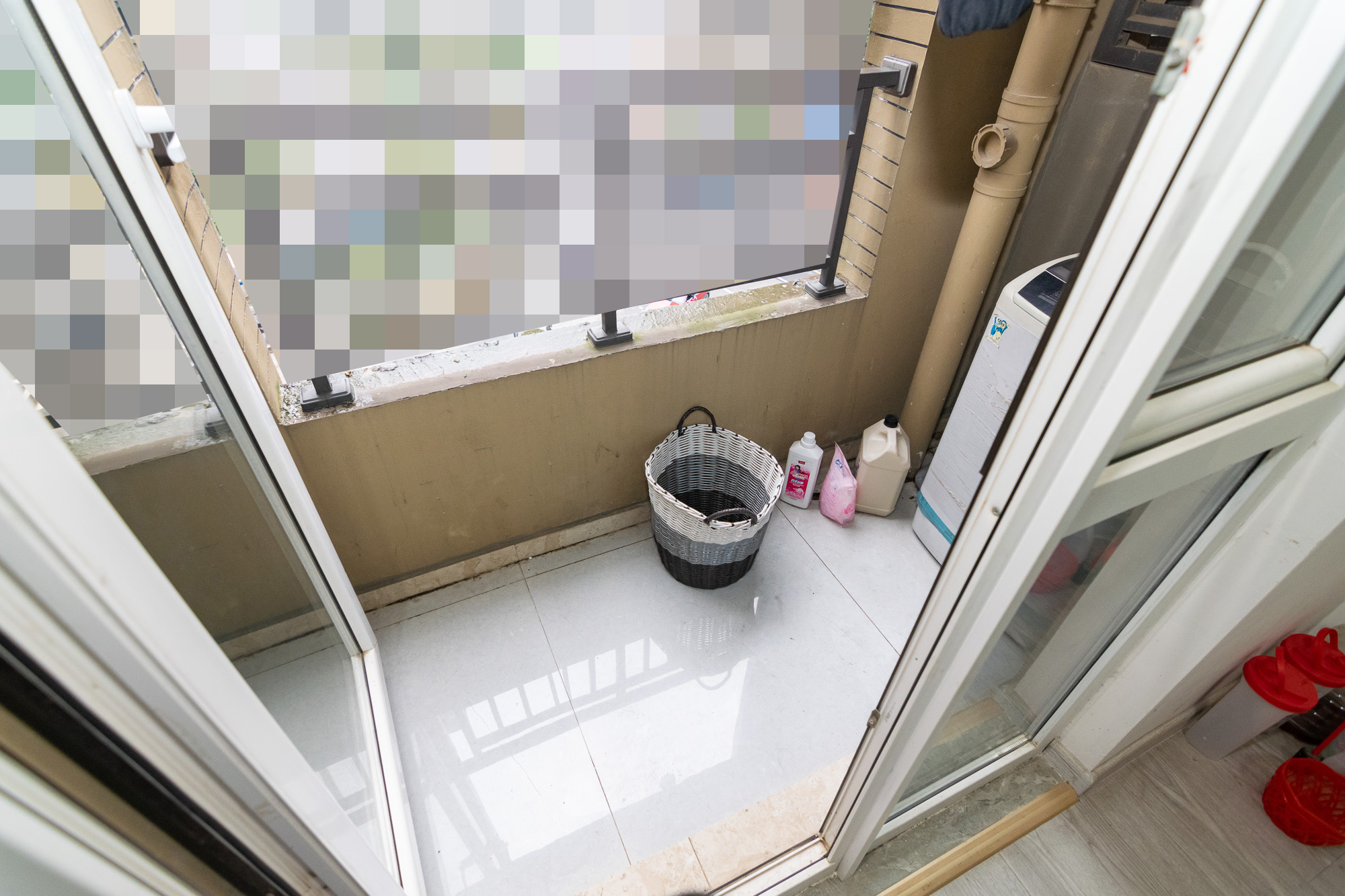 金地三千府（金地湖山樾、金地自在城）  3室2厅2卫    75.0万阳台