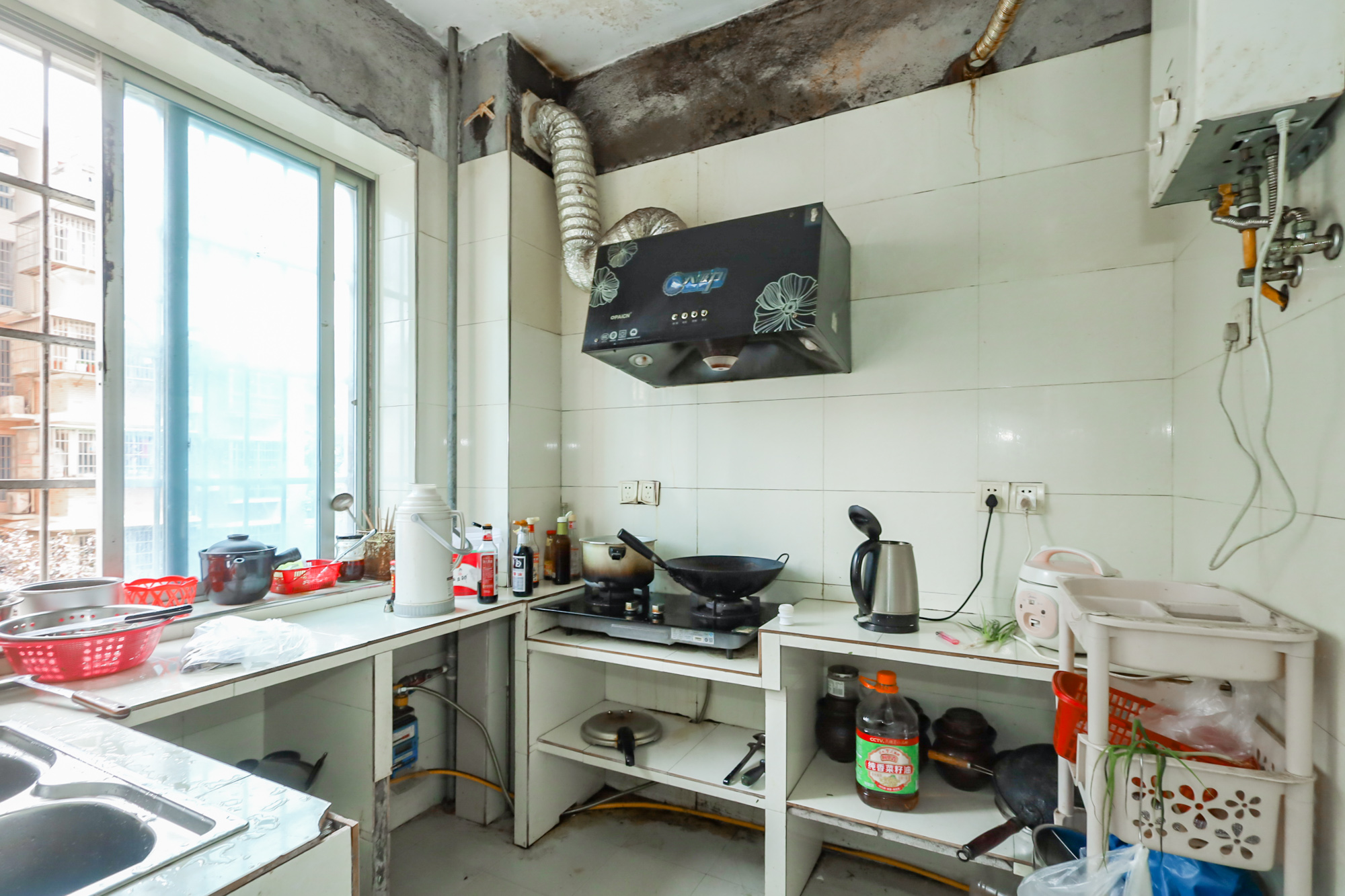 新雅园 2室1厅1卫 72.0万 新雅园 2室1厅1卫 72.0万厨房