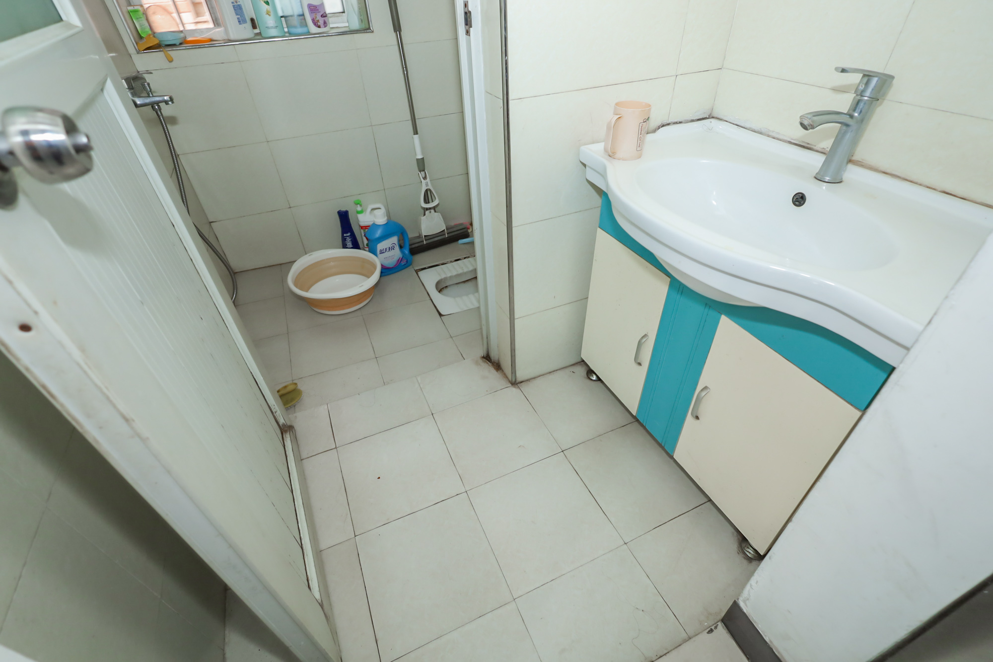 新雅园 2室1厅1卫 72.0万 新雅园 2室1厅1卫 72.0万卫生间