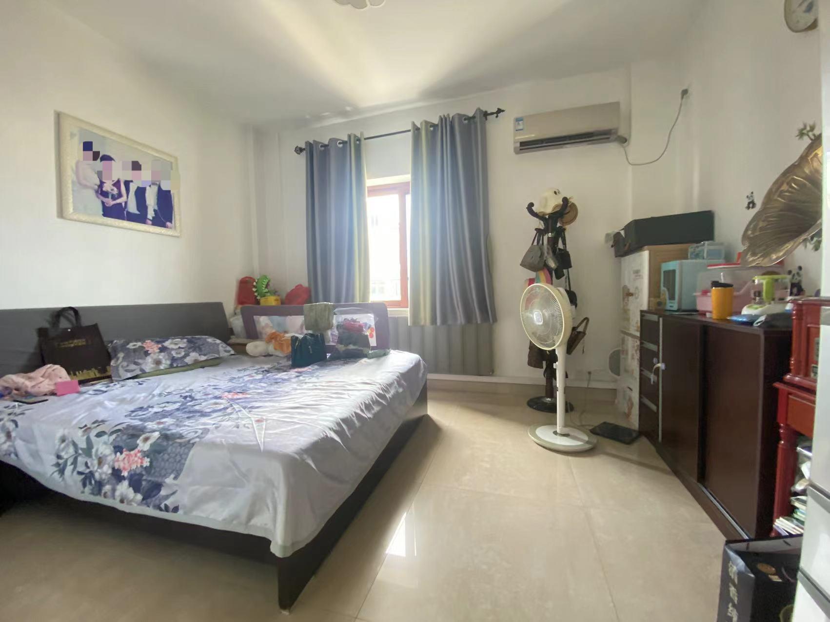 西苑小区 4室2厅2卫 66.8万 西苑小区 4室2厅2卫 66.8万室内图