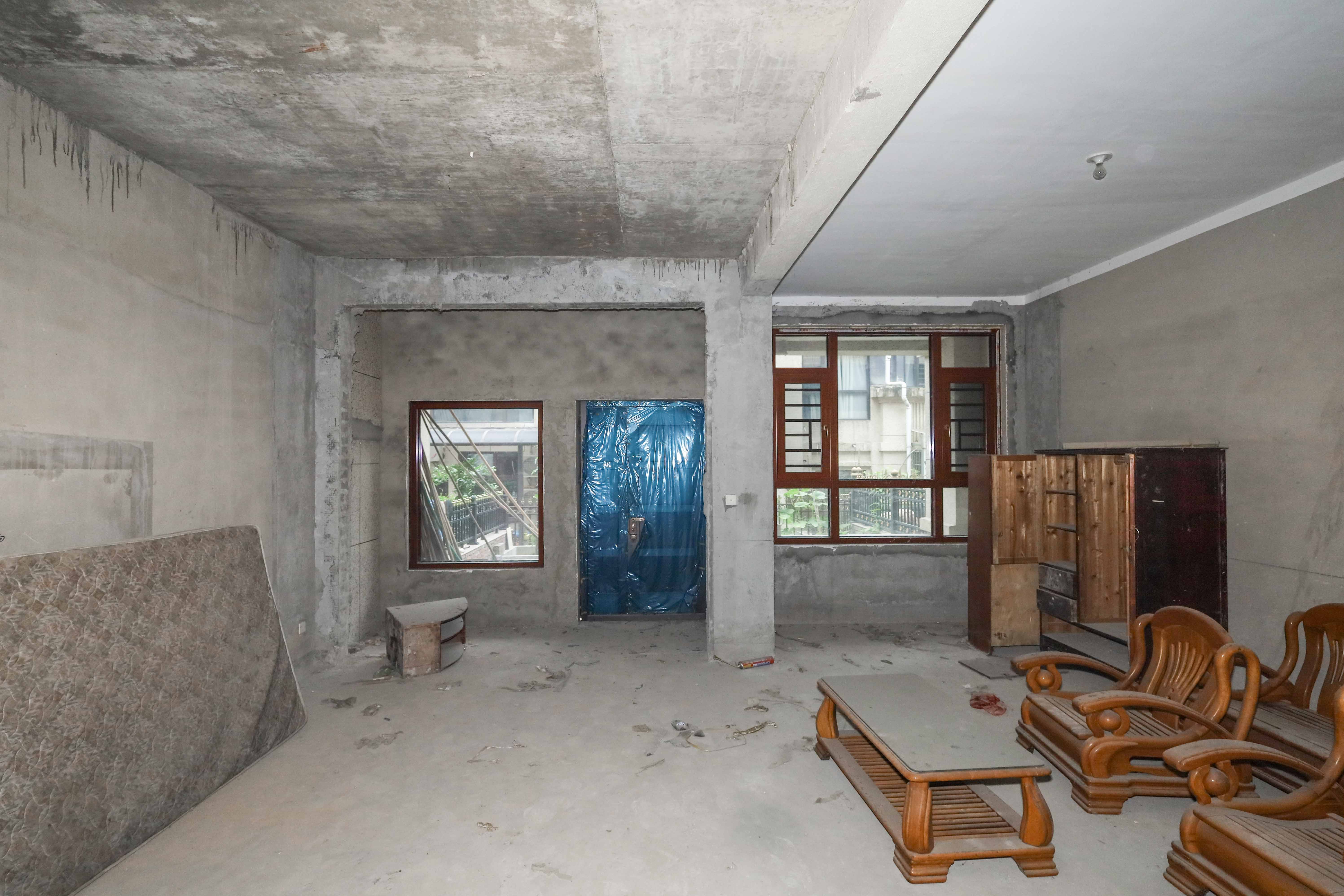 旭辉御府  8室3厅3卫    470.0万 旭辉御府  8室3厅3卫    470.0万