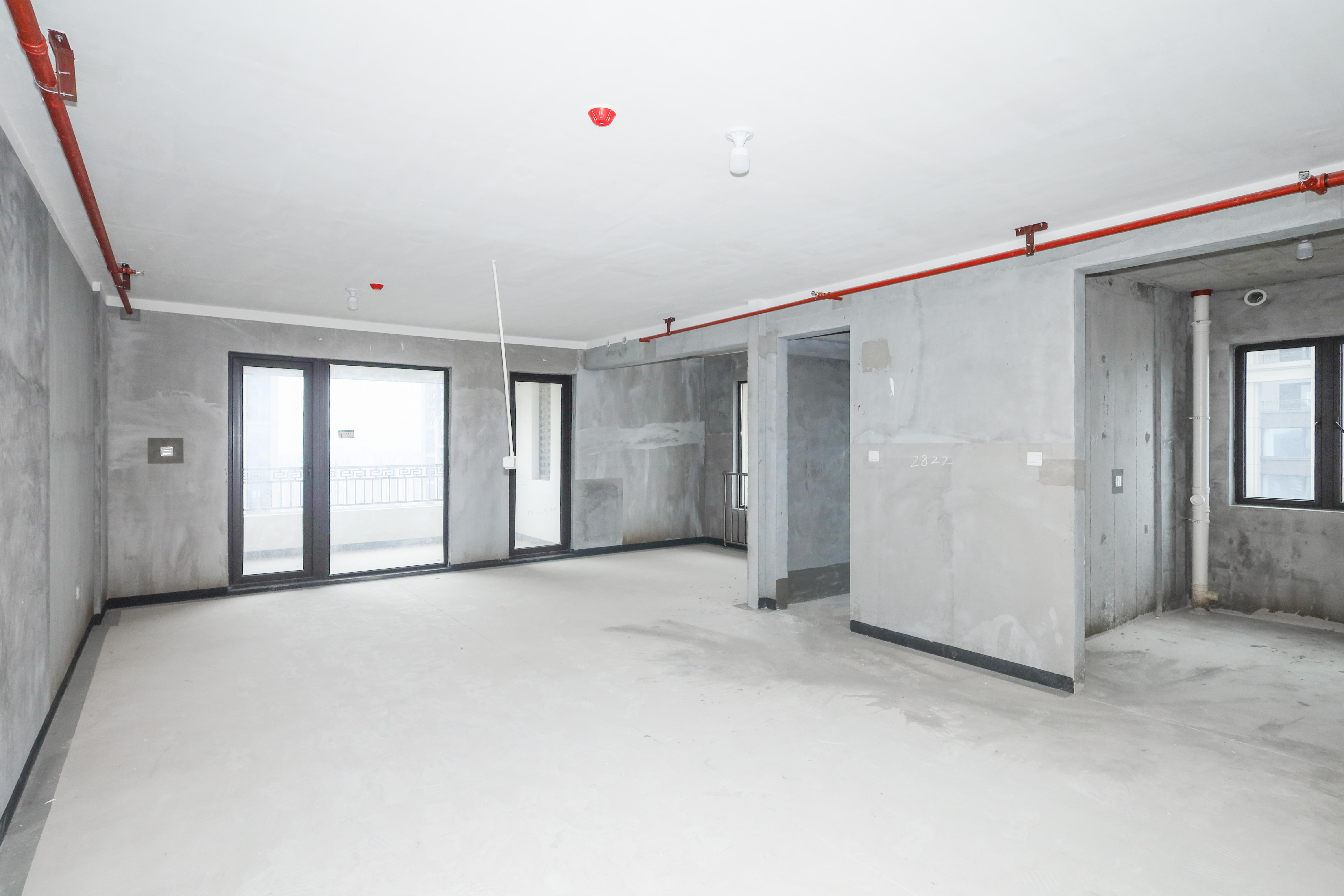 建发央著  4室2厅3卫   278.00万其他