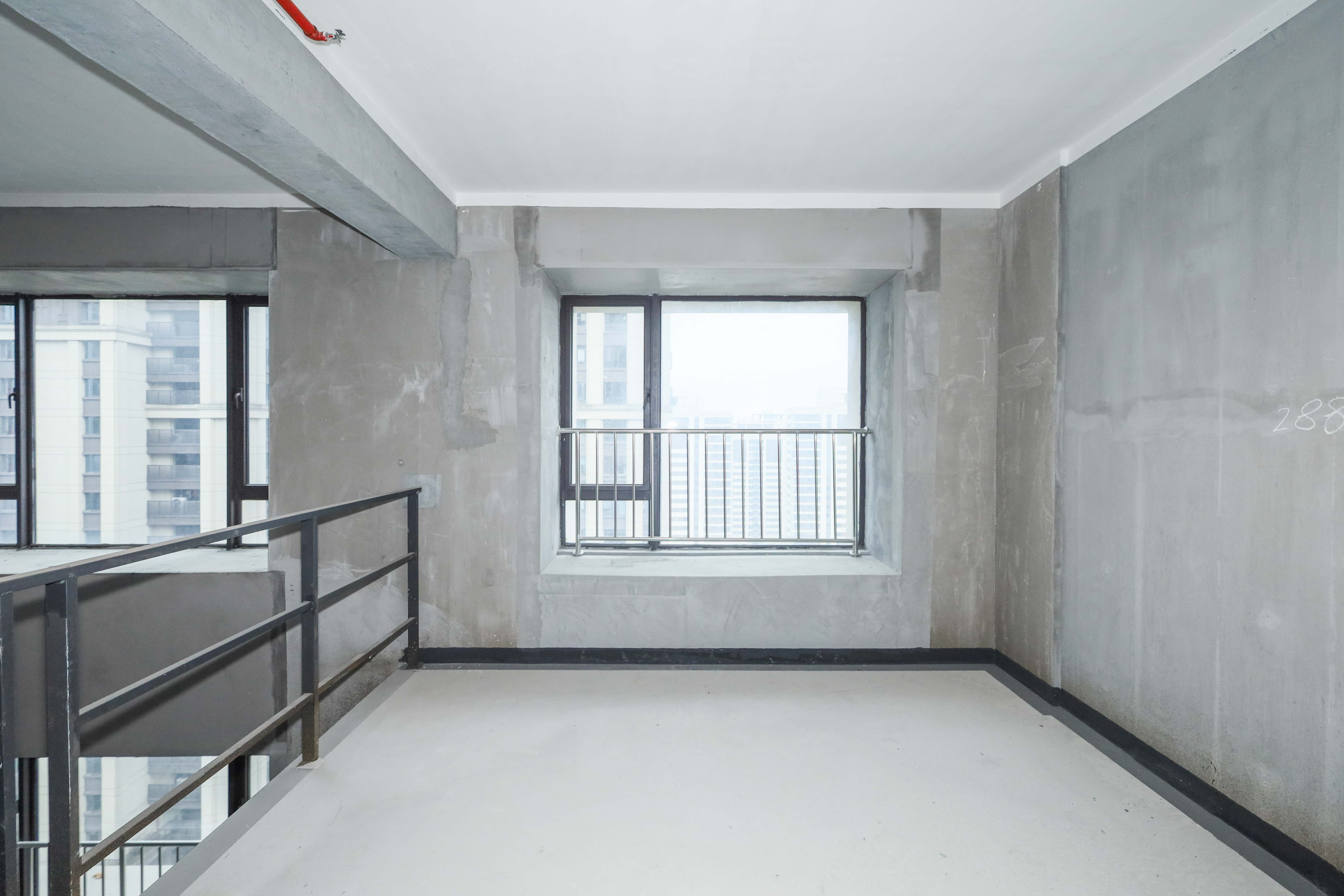 建发央著  4室2厅3卫   278.00万卧室