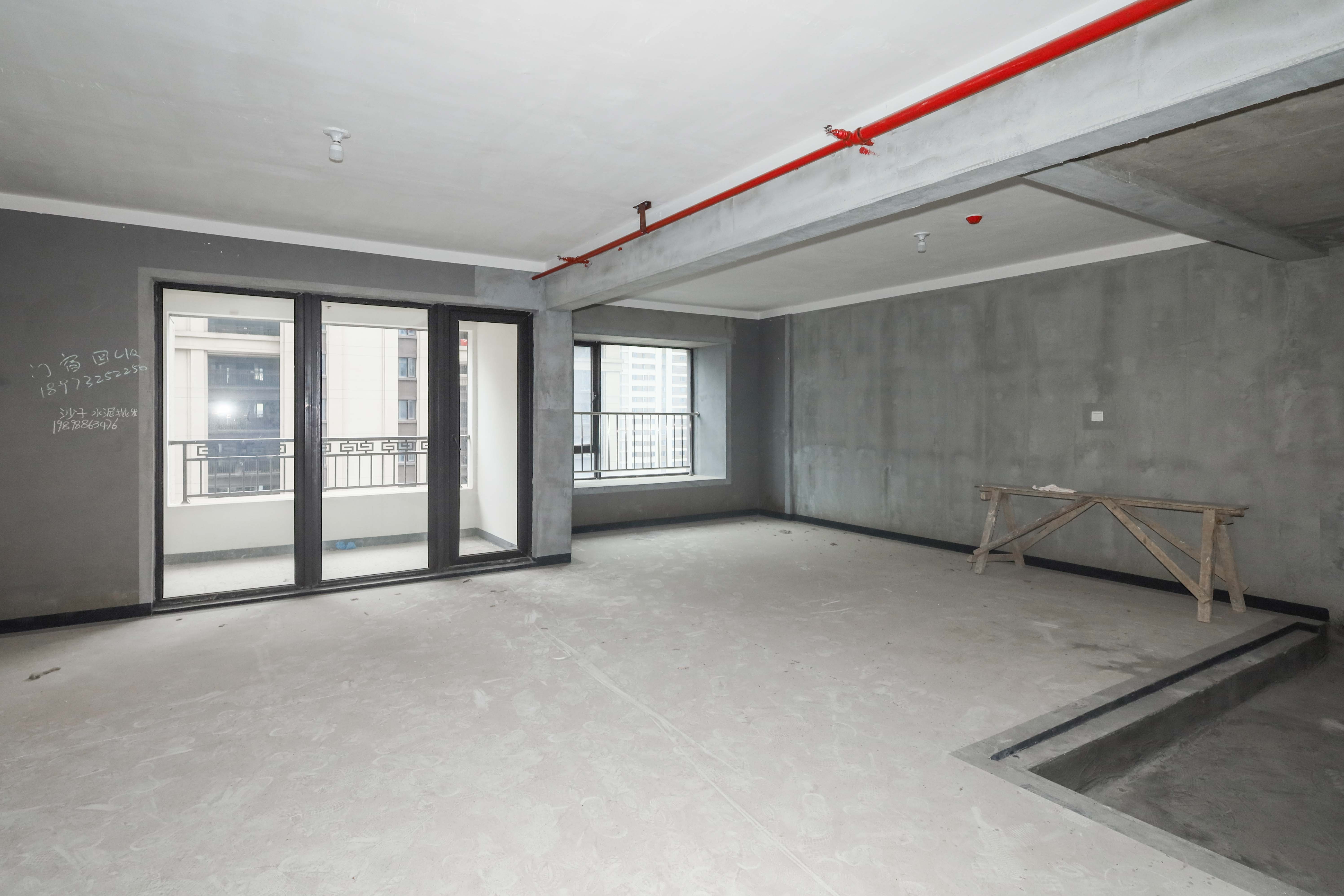 建发央著  3室2厅2卫   175.00万客厅