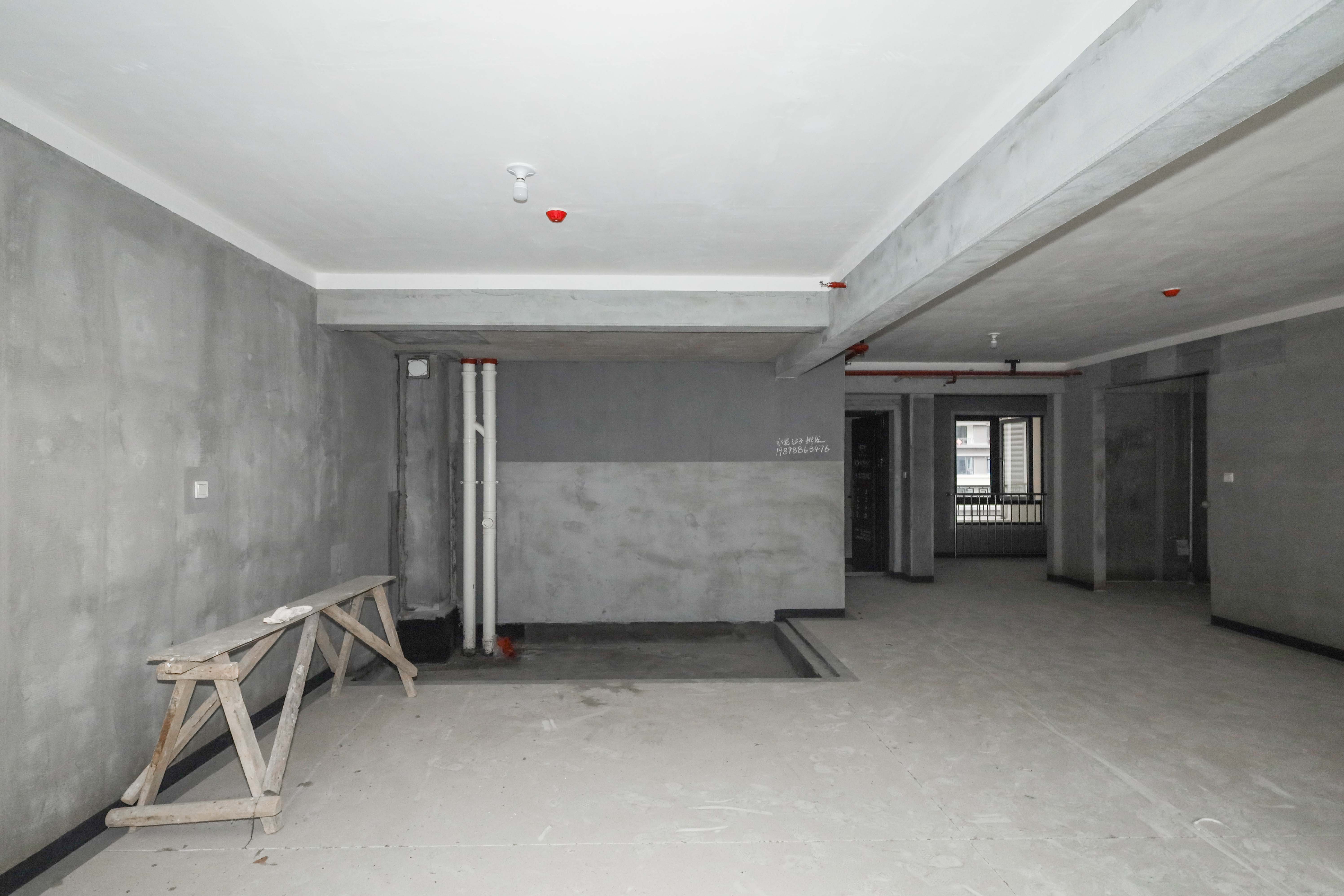 建发央著  3室2厅2卫   175.00万卧室