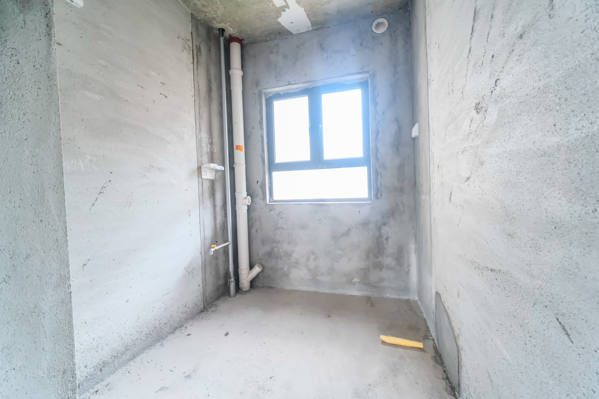 荣盛城  4室2厅2卫    108.0万 荣盛城  4室2厅2卫    108.0万厨房