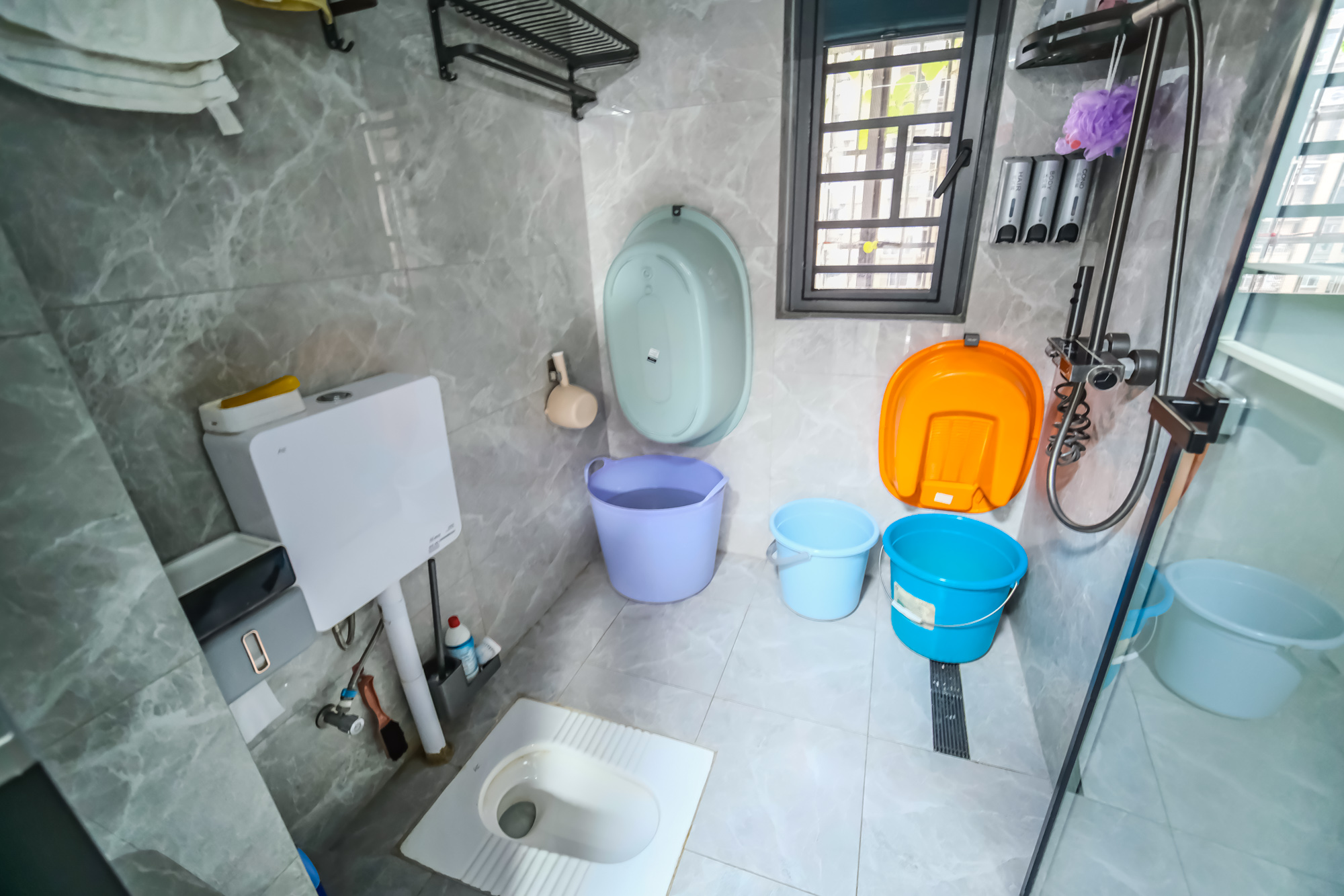 荣盛花语城 3室2厅1卫 95.0万 荣盛花语城 3室2厅1卫 95.0万卫生间