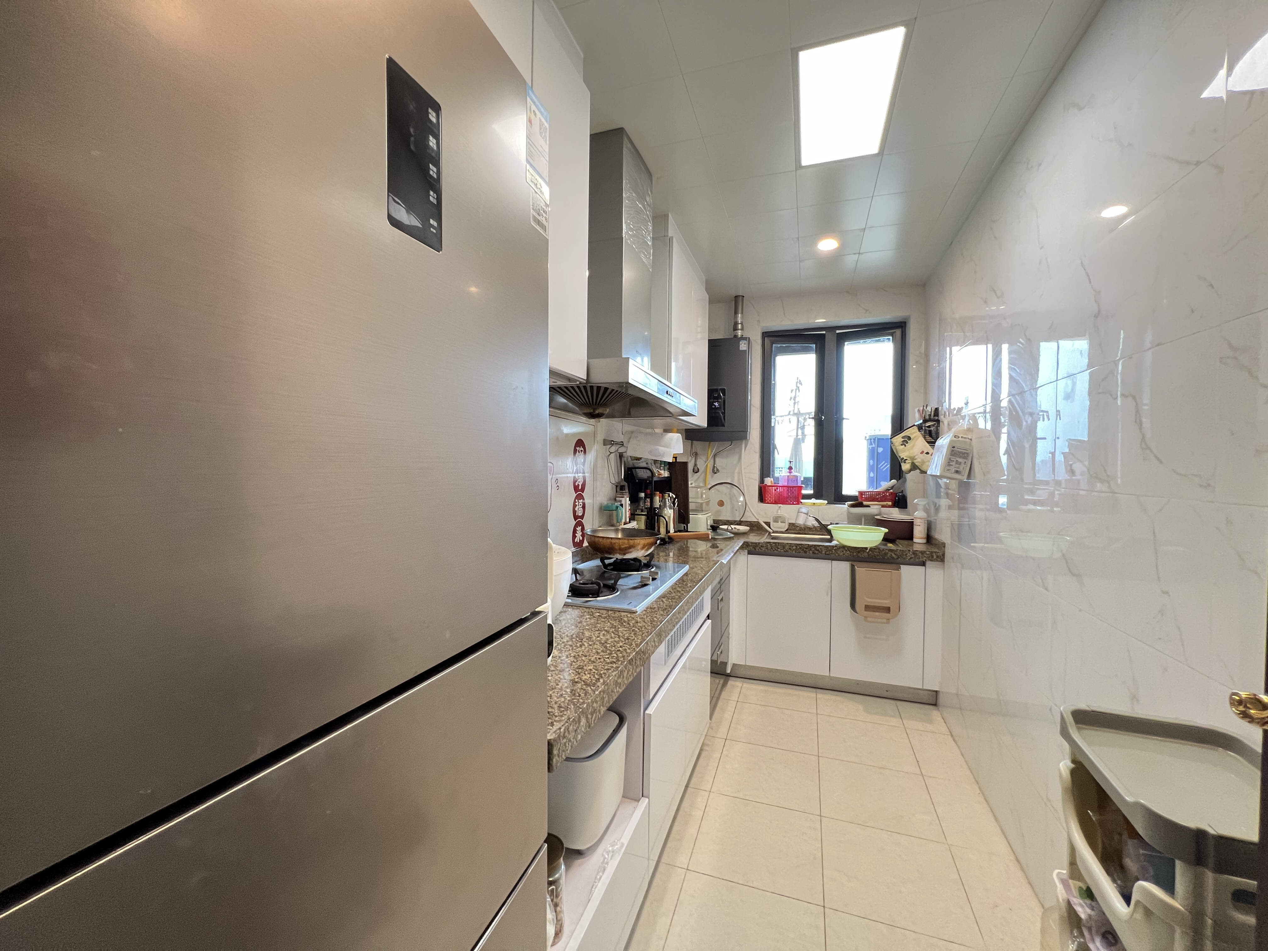 恒大华府  3室2厅2卫    80.0万 恒大华府  3室2厅2卫    80.0万室内图