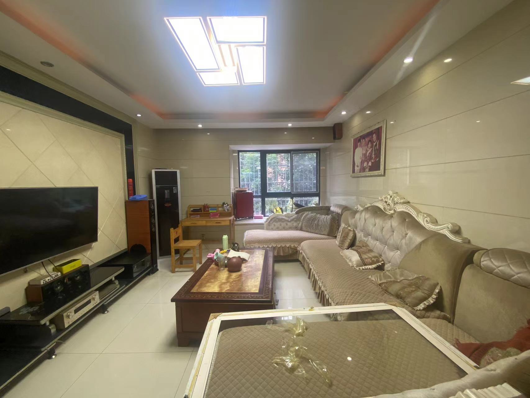 桂花名城  3室2厅2卫    50.0万 桂花名城  3室2厅2卫    50.0万