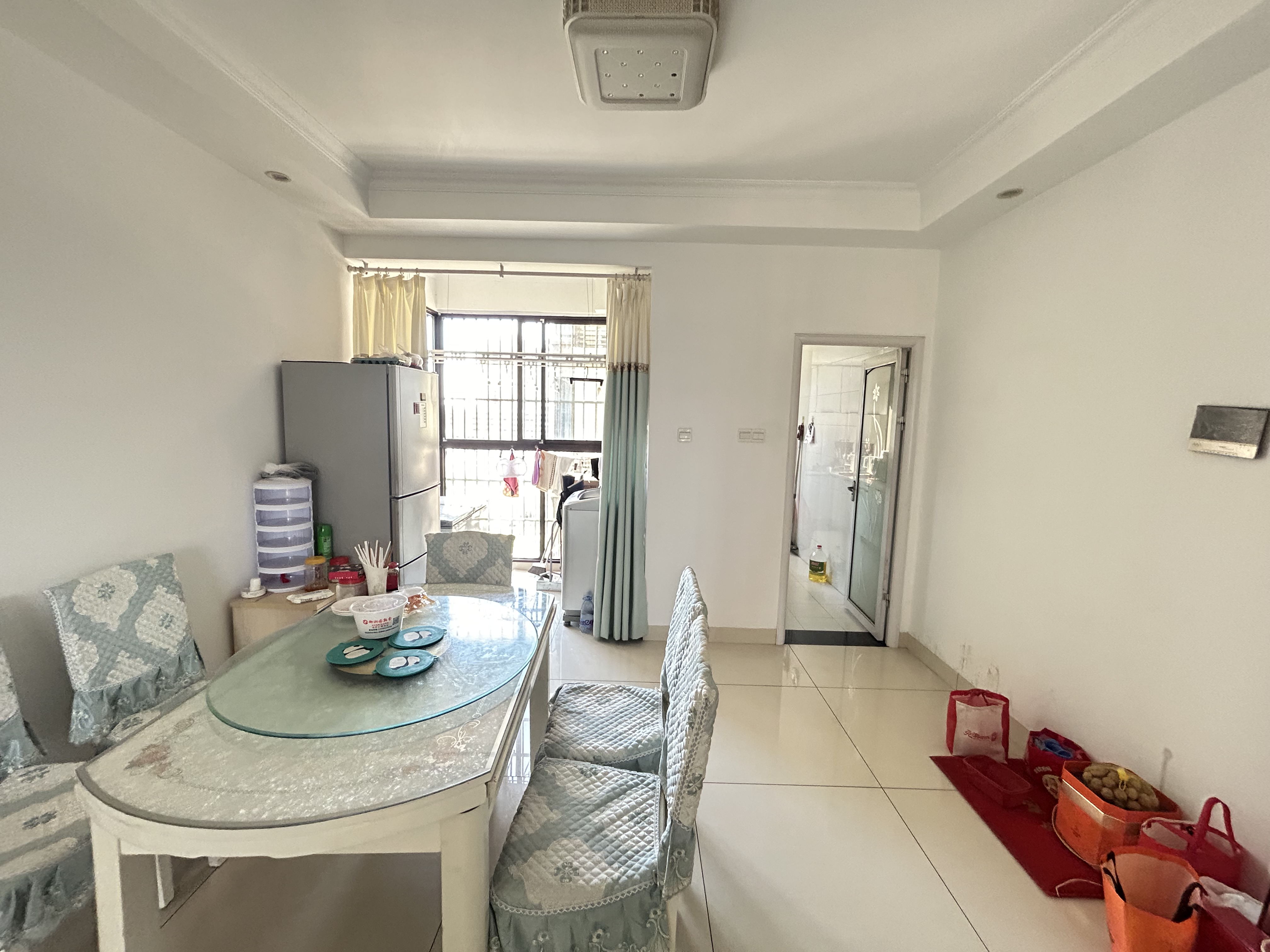 金轮翡翠名园 4室2厅2卫 82.0万 金轮翡翠名园 4室2厅2卫 82.0万室内图