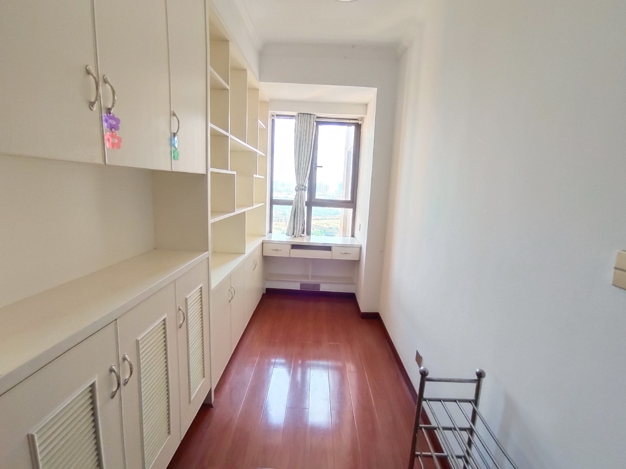 凯旋名门人民中路1006号 3室2厅2卫 55.0万 凯旋名门人民中路1006号 3室2厅2卫 55.0万室内图