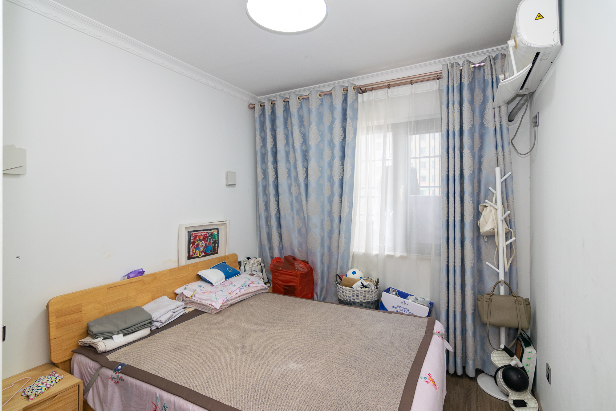 荣盛岳麓峰景 4室2厅2卫 105.0万 荣盛岳麓峰景 4室2厅2卫 105.0万卧室