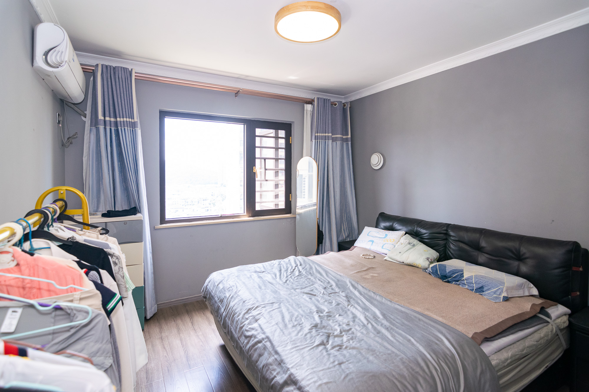 荣盛岳麓峰景 4室2厅2卫 105.0万 荣盛岳麓峰景 4室2厅2卫 105.0万卧室