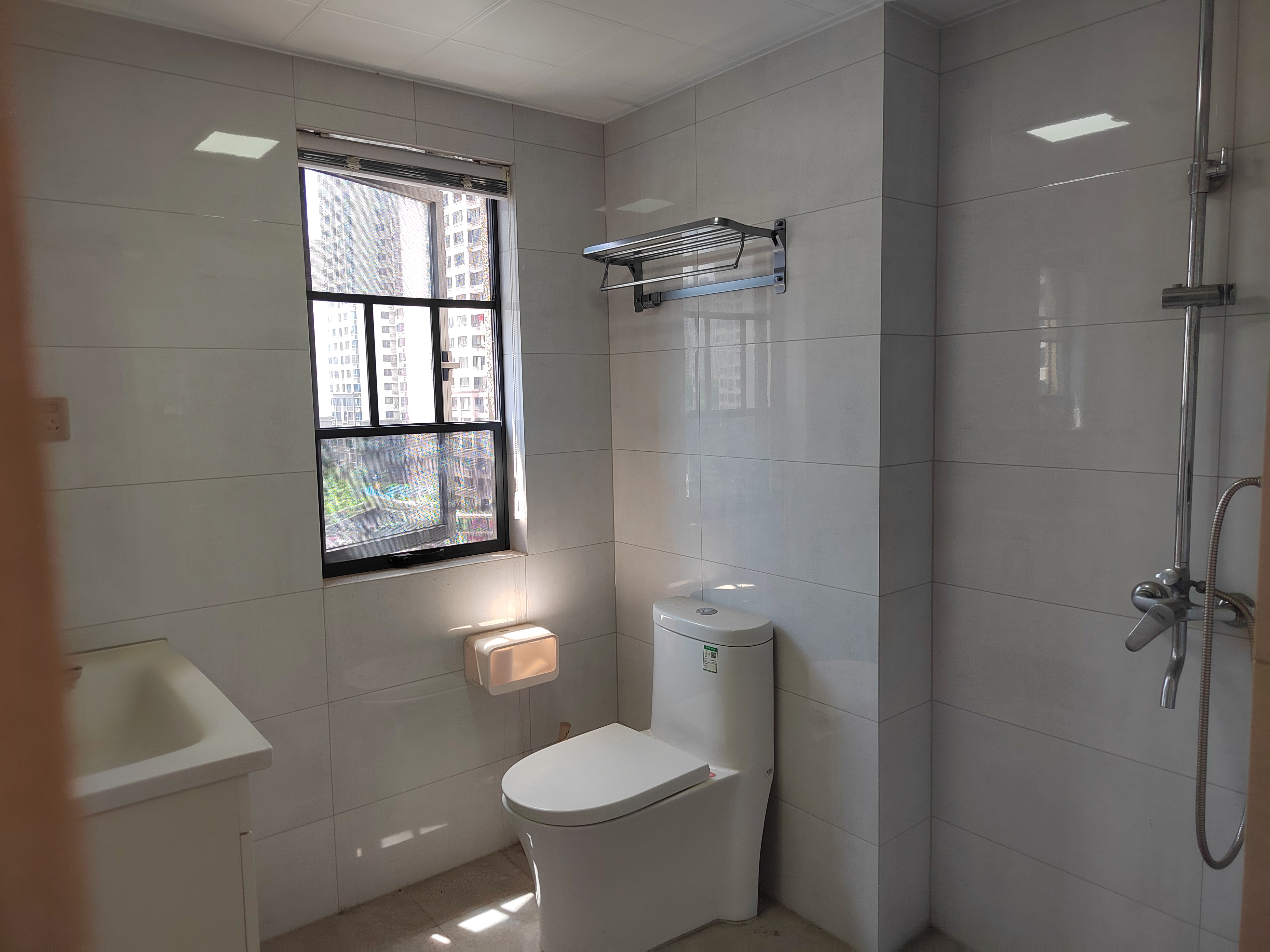 紫金华府 4室2厅2卫 80.0万 紫金华府 4室2厅2卫 80.0万室内图