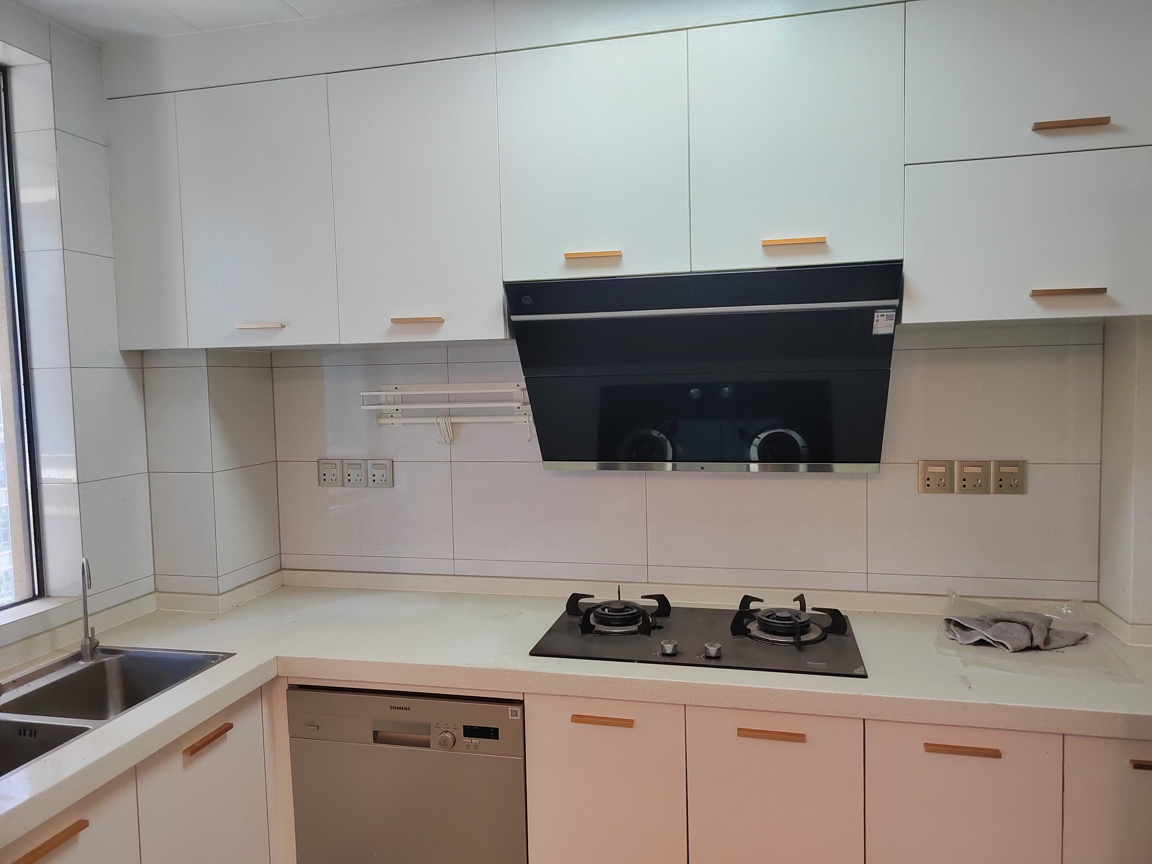 紫金华府 4室2厅2卫 80.0万 紫金华府 4室2厅2卫 80.0万室内图