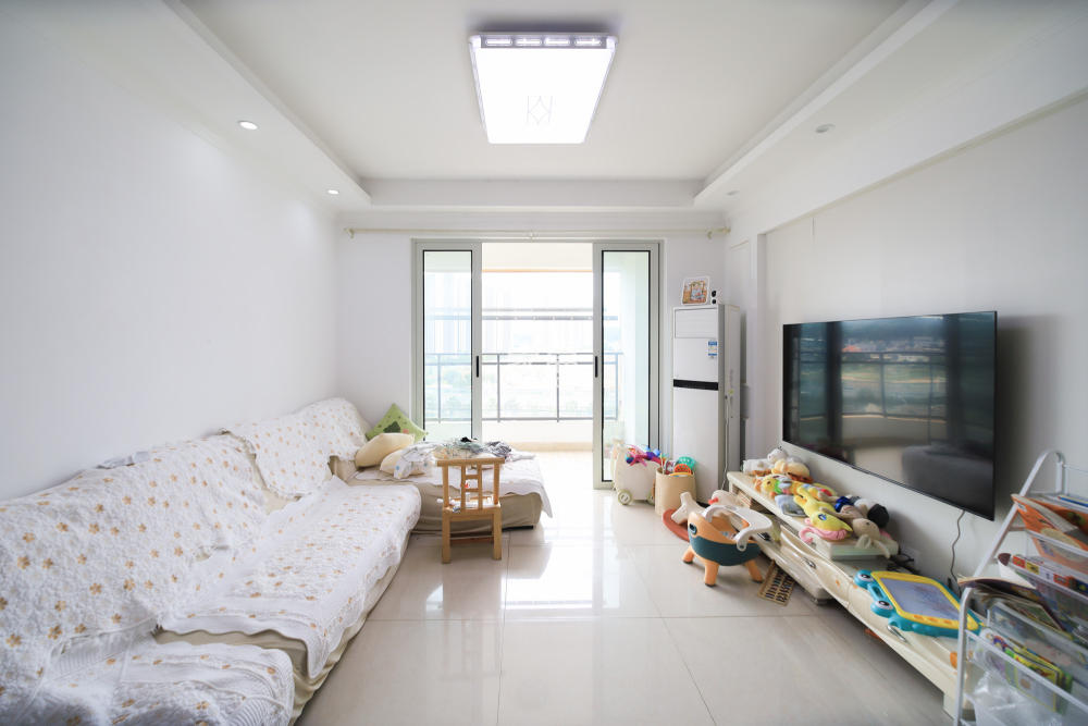 五矿万境水岸三期  3室2厅2卫    107.8万