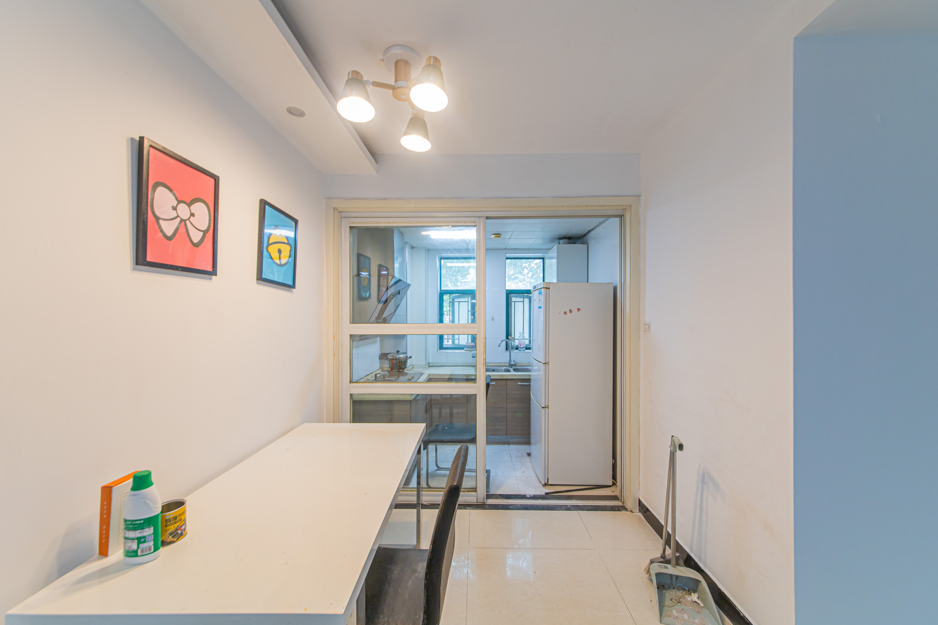 华天苑 3室2厅1卫 82.0万 华天苑 3室2厅1卫 82.0万客厅