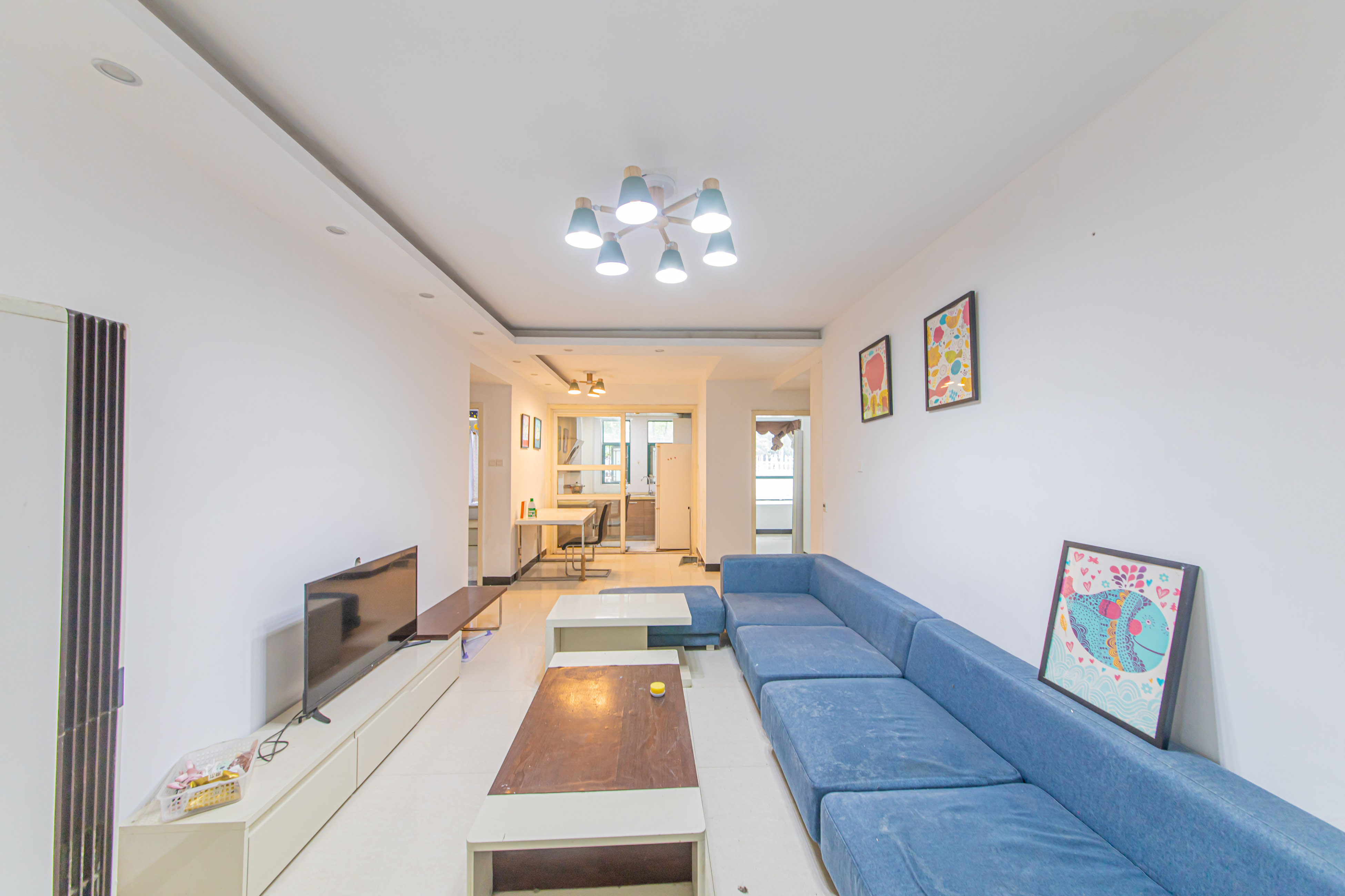 华天苑 3室2厅1卫 82.0万 华天苑 3室2厅1卫 82.0万客厅