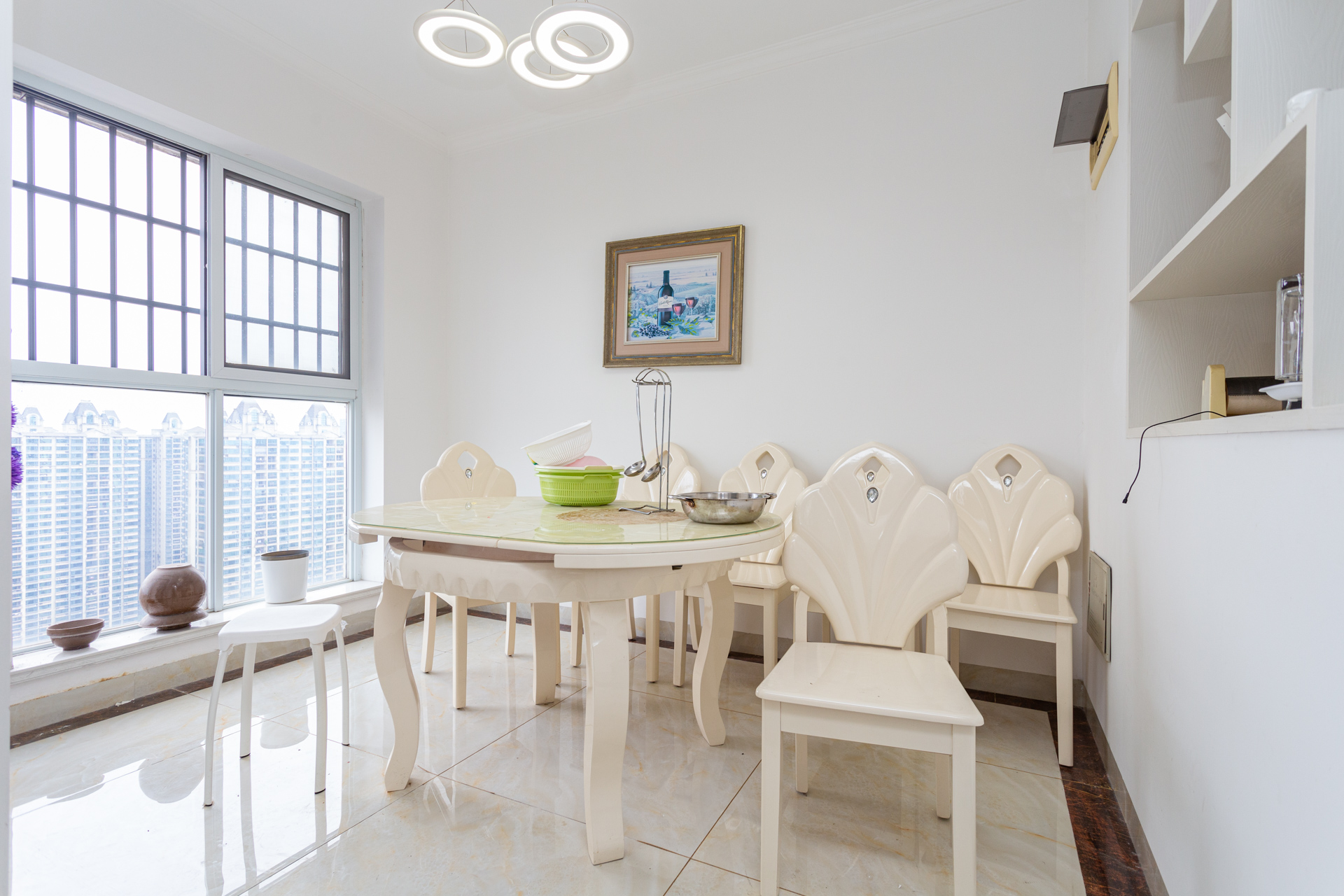 润和之悦(金泽园) 3室2厅2卫 100.0万 润和之悦(金泽园) 3室2厅2卫 100.0万客厅