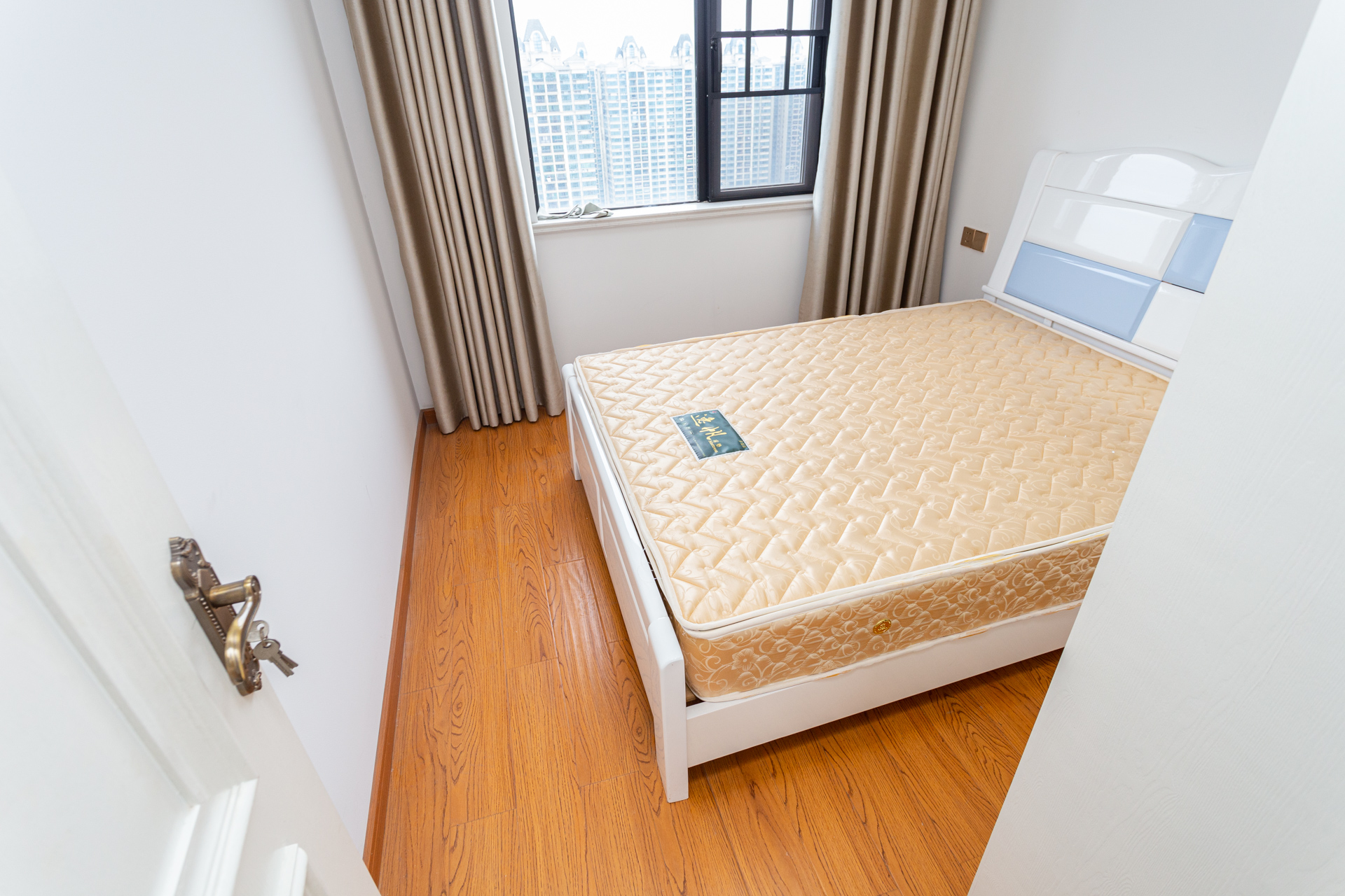 润和之悦(金泽园) 3室2厅2卫 100.0万 润和之悦(金泽园) 3室2厅2卫 100.0万卧室