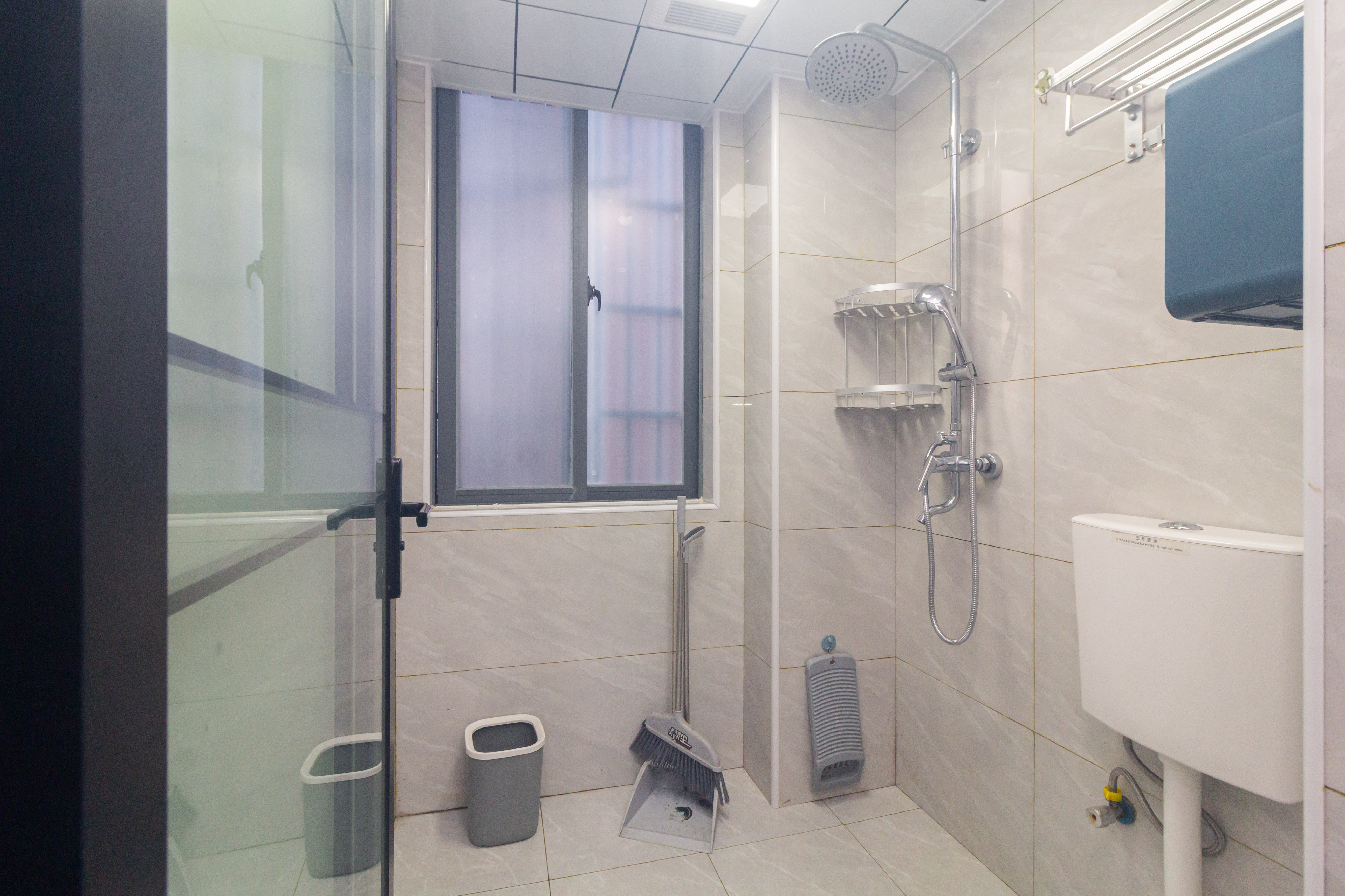 辉宏橄榄城 4室2厅2卫 88.8万 辉宏橄榄城 4室2厅2卫 88.8万卫生间