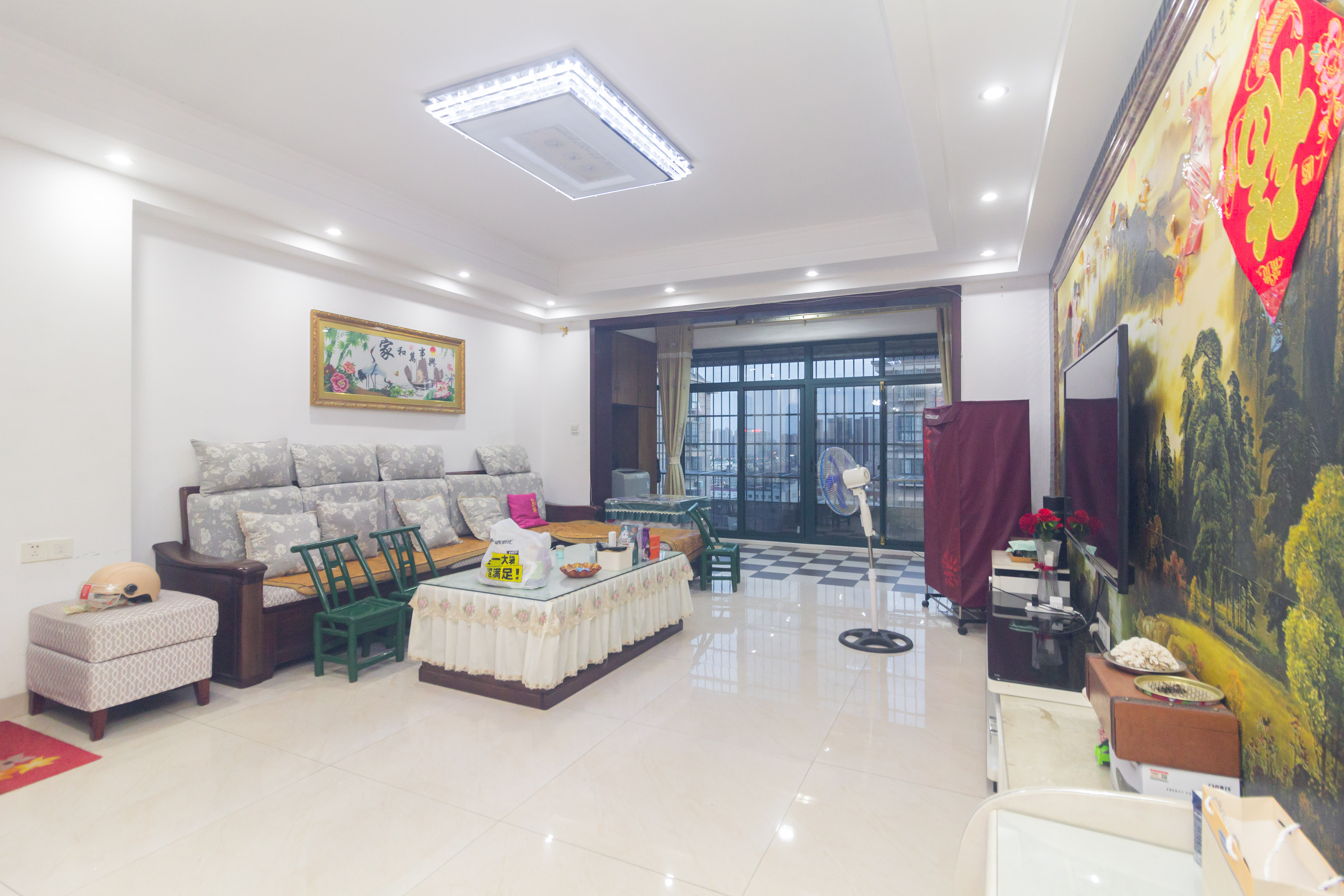 博雅湘水湾 3室2厅2卫 78.8万 博雅湘水湾 3室2厅2卫 78.8万客厅